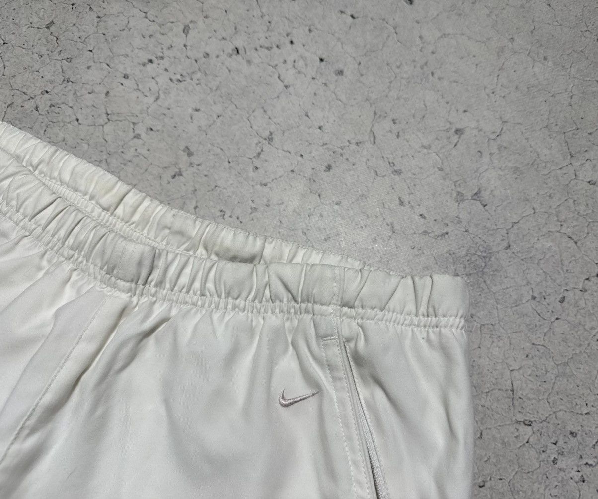 Nike Nike Vintage Nylon White Track Pants Swoosh Drill TN Size US 30 / EU 46 - 4 Thumbnail