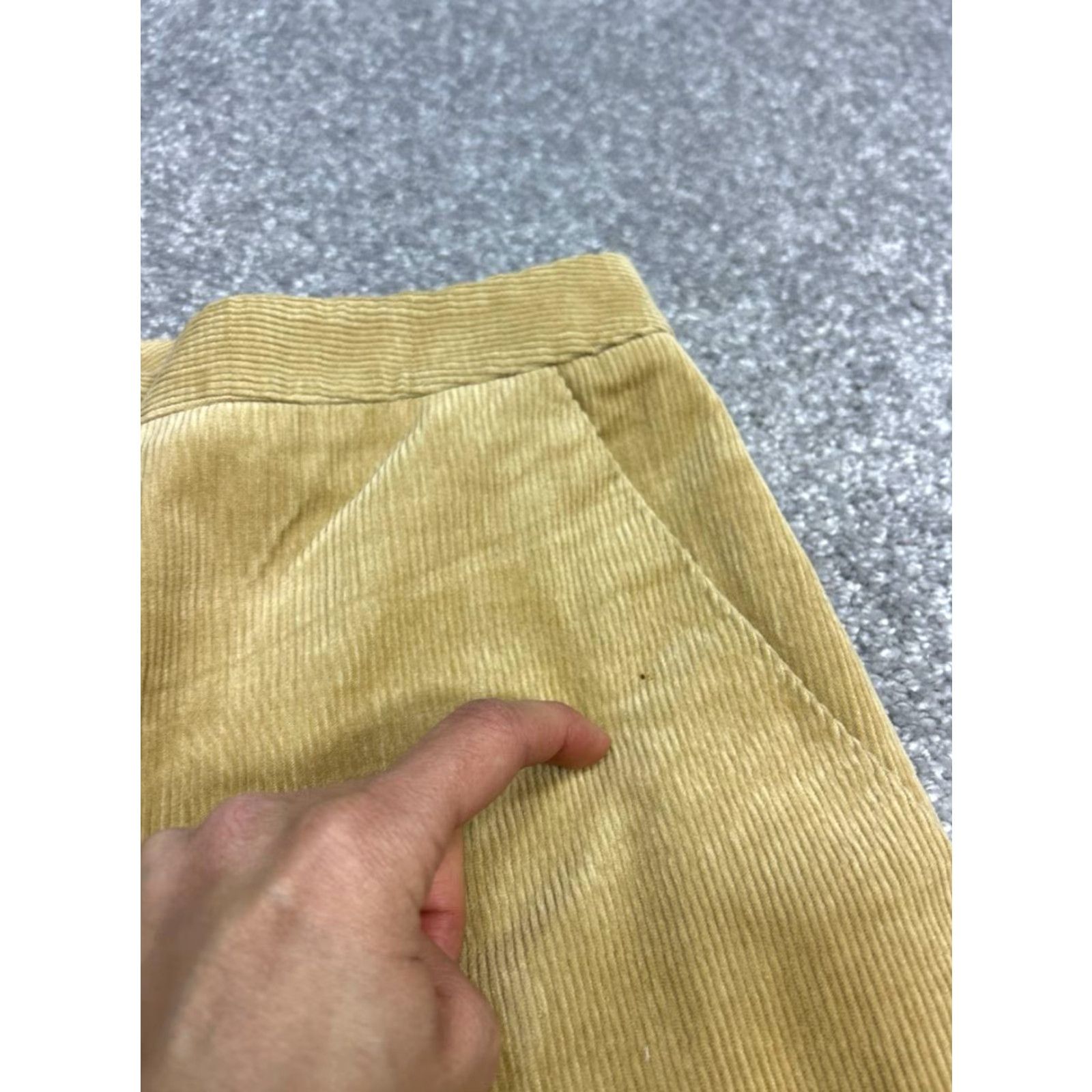 Brooks Brothers Brooks Brothers Corduroy Pants Womens 4 Beige Mid Rise Stretch Wide-Leg Casual Pants Beige Women 4 Brooks Brothers Wide-Leg Corduroy Pants 4 Beige Size 27" / US 4 / IT 40 - 5 Thumbnail