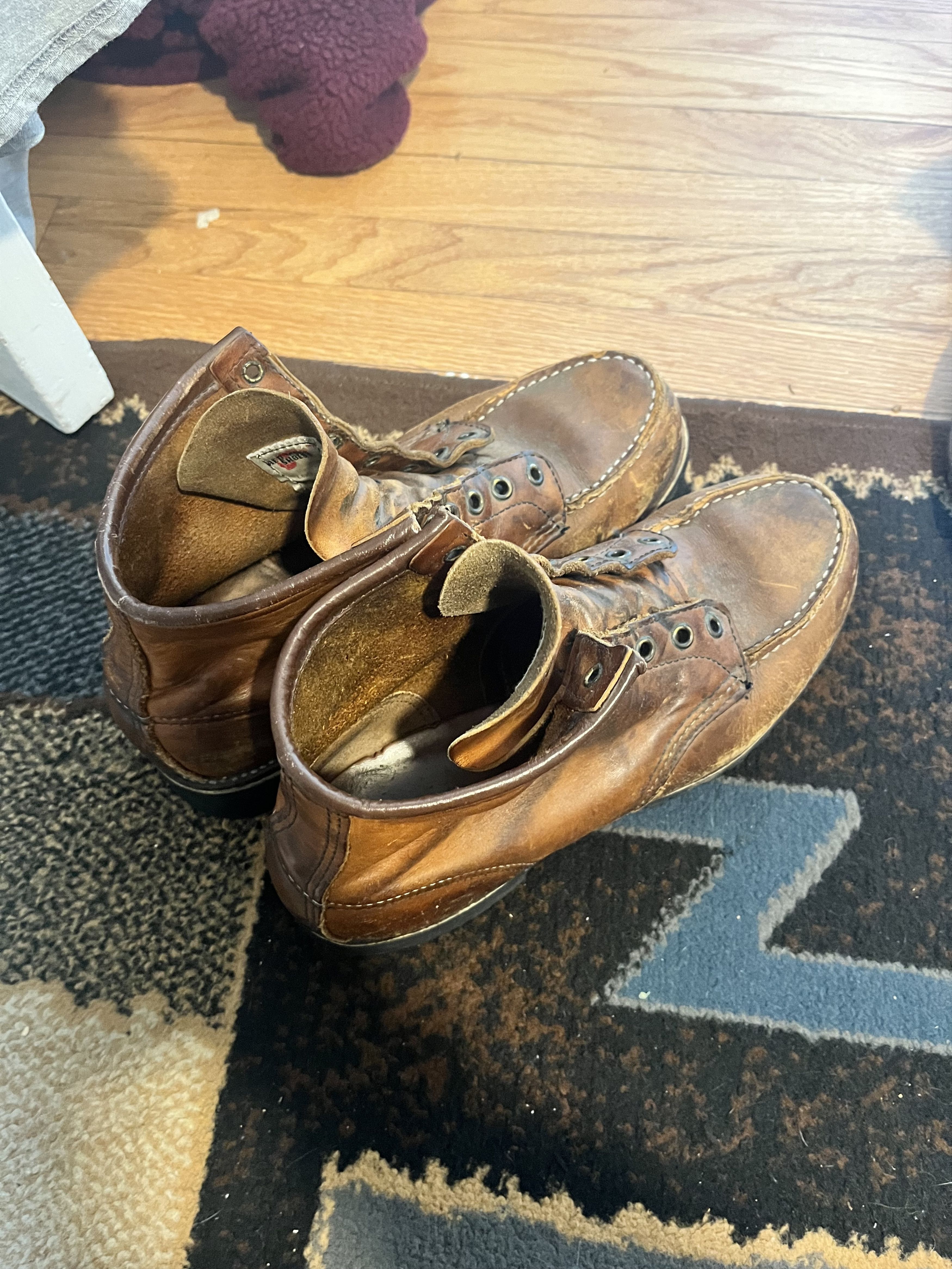 Red Wing Red Wing Moc with Vibram SOles Size US 9.5 / EU 42-43 - 1 Thumbnail