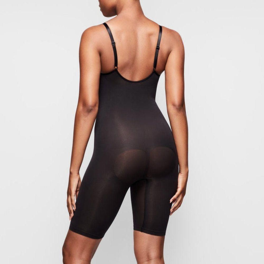Designer Skims Sculpting Bodysuit Mid Thigh With Open Guset Size ONE SIZE - 3 Thumbnail