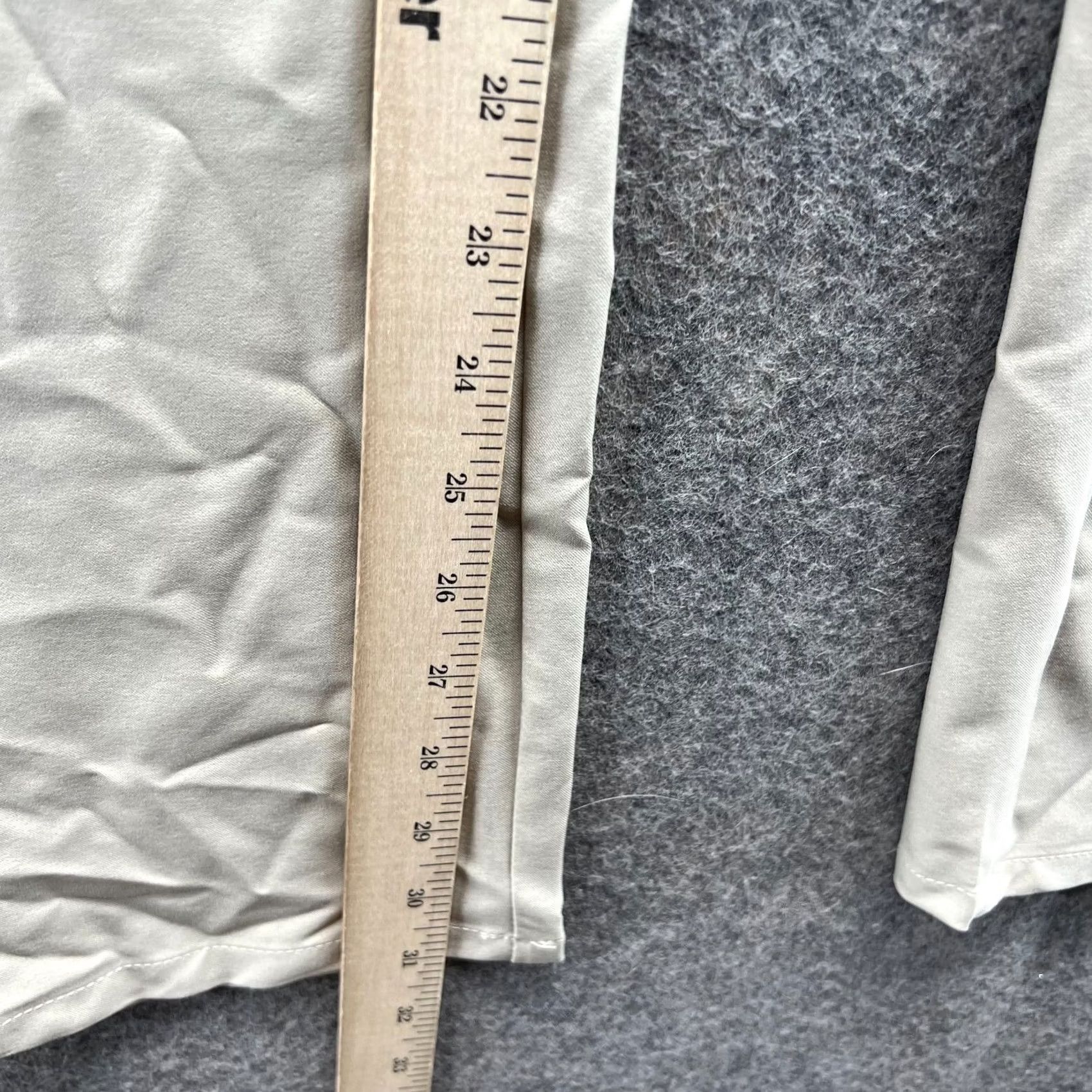 Vintage Greg Norman Pants Men 38x32 Khaki Chino Flat Front Beige Polyester Trousers Size US 38 / EU 54 - 7 Thumbnail