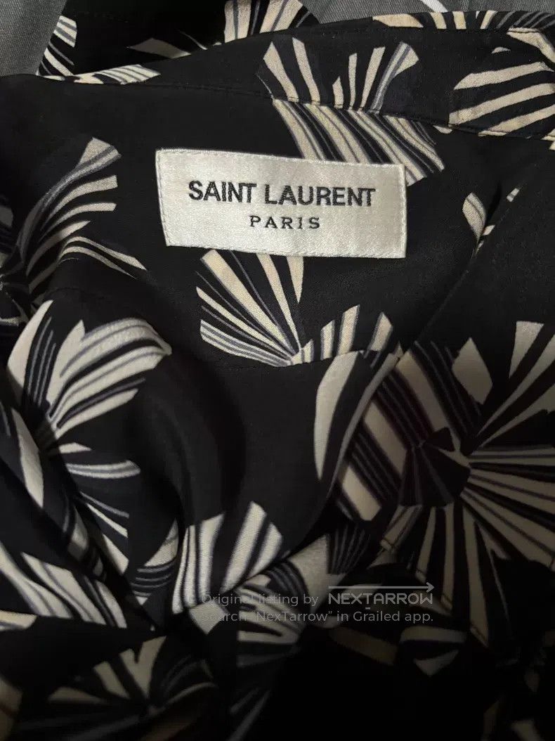 Saint Laurent Paris Saint Laurent Paris size 37 Origami floral short-sleeve shi Size US M / EU 48-50 / 2 - 5 Thumbnail