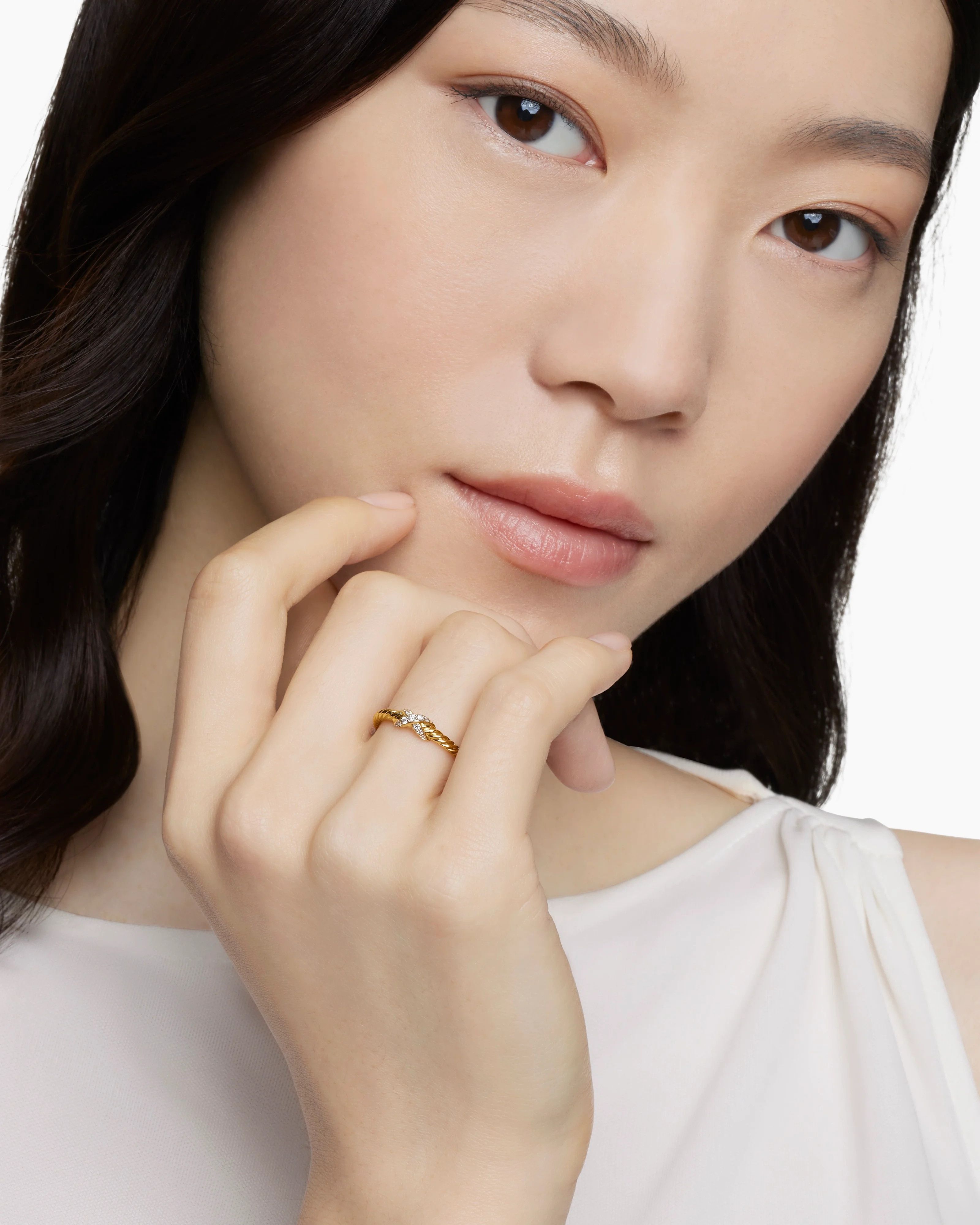 David Yurman oc11z0625 Size: 9 / Petite X Ring in Gold Size ONE SIZE - 6 Thumbnail