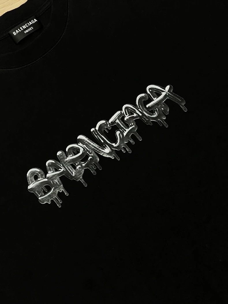 Balenciaga Balenciaga Jelly Drippy Short Sleeve L Size Size US L / EU 52-54 / 3 - 2 Thumbnail