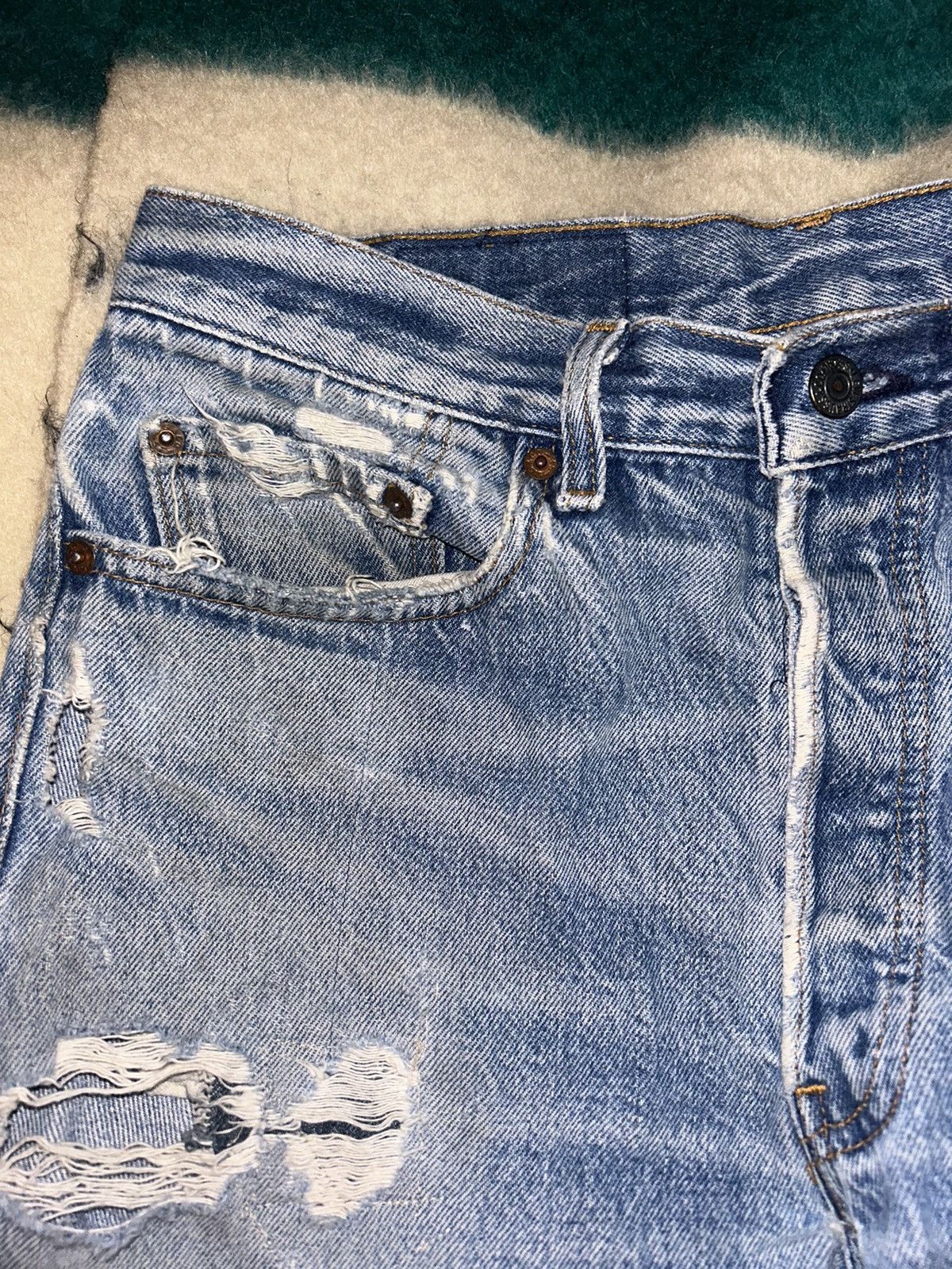 Levi's × Levi's Vintage Clothing × Vintage vintage patched levi 501 Size US 30 / EU 46 - 4 Thumbnail