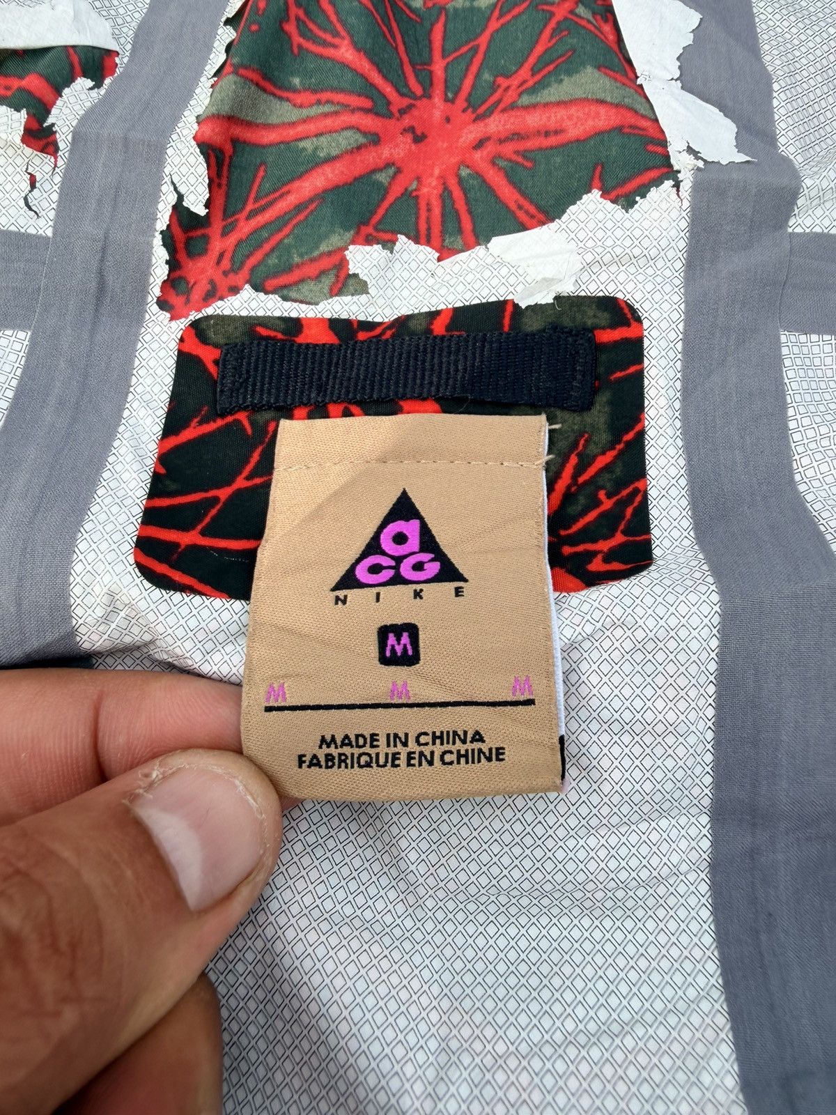 Nike ACG Nike ACG AOP 2.5L Packable Rush Red Jacket Size US M / EU 48-50 / 2 - 18 Thumbnail
