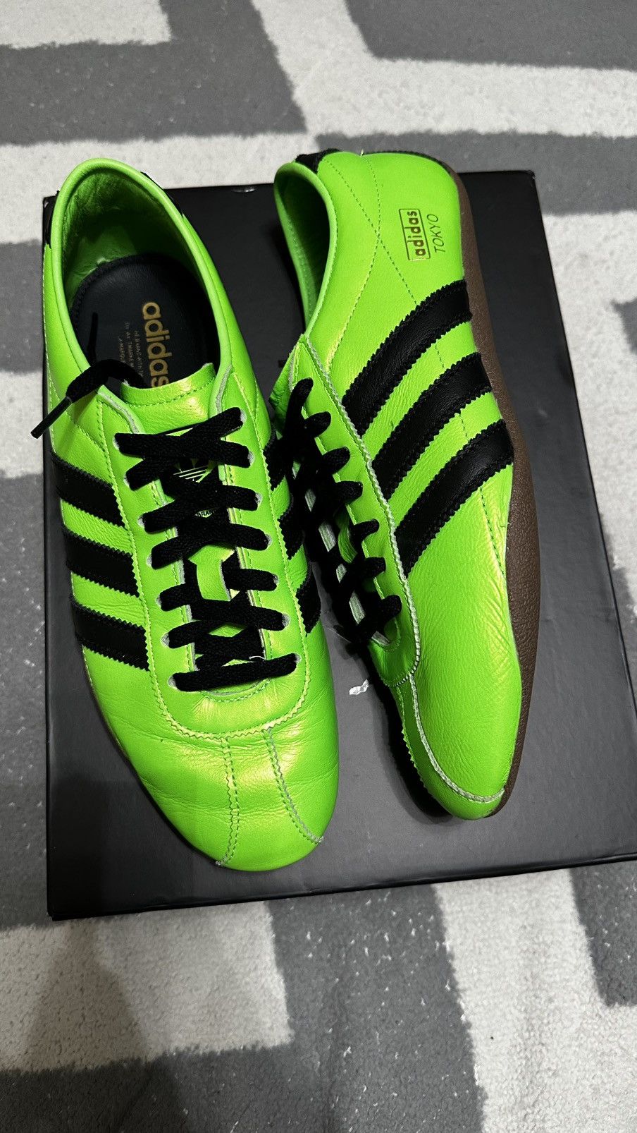 Adidas Adidas Tokyo Decon Solar Green (Men's 9/Women's 10) Size US 9 / EU 42 - 1 Thumbnail