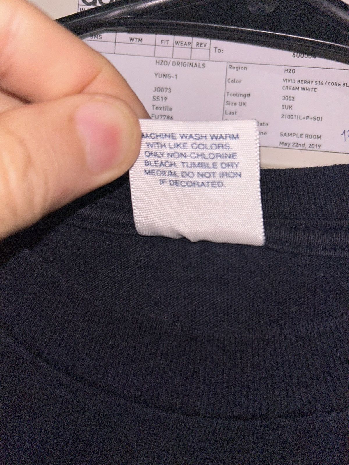 Supreme 2003 Supreme World Class Live In The Full Effect Tee Shirt Size US L / EU 52-54 / 3 - 4 Thumbnail