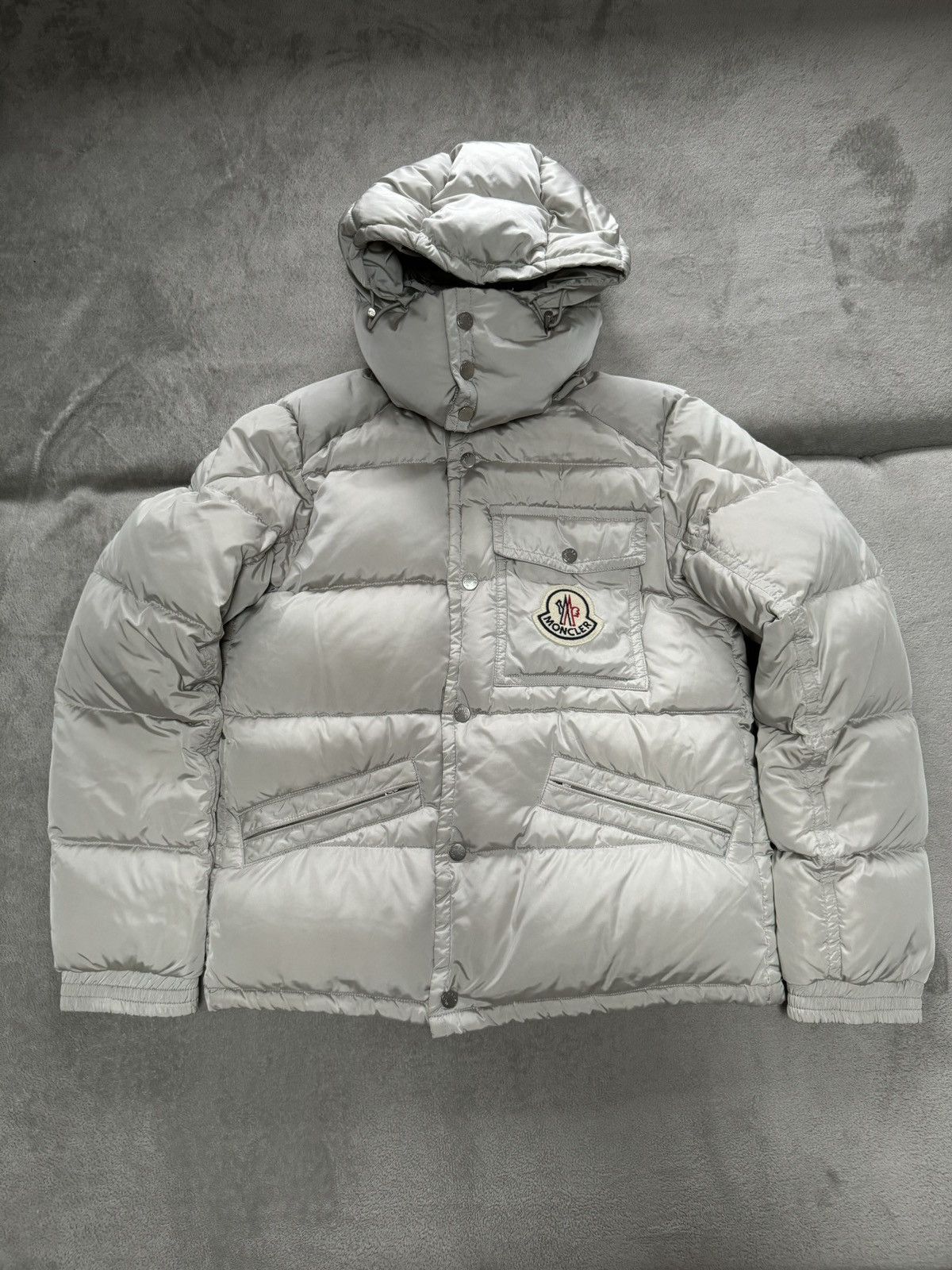 image of Moncler Puffer Jacket in Grey, Men's (Size Medium)