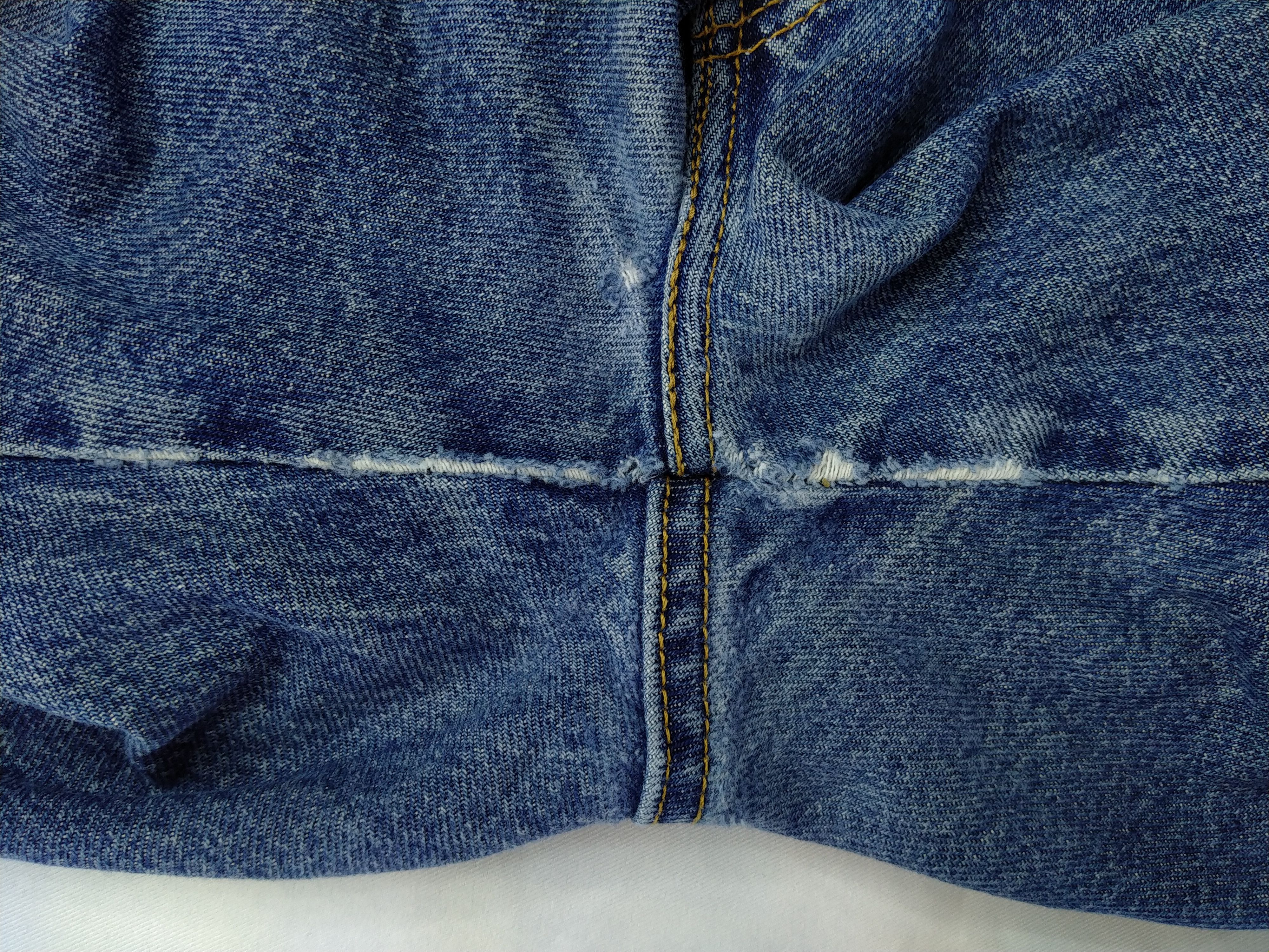 Levi's Blue Vintage Levi's 517 Flare Boot Cut Denim 39x28 -JN414 Size US 39 - 9 Thumbnail