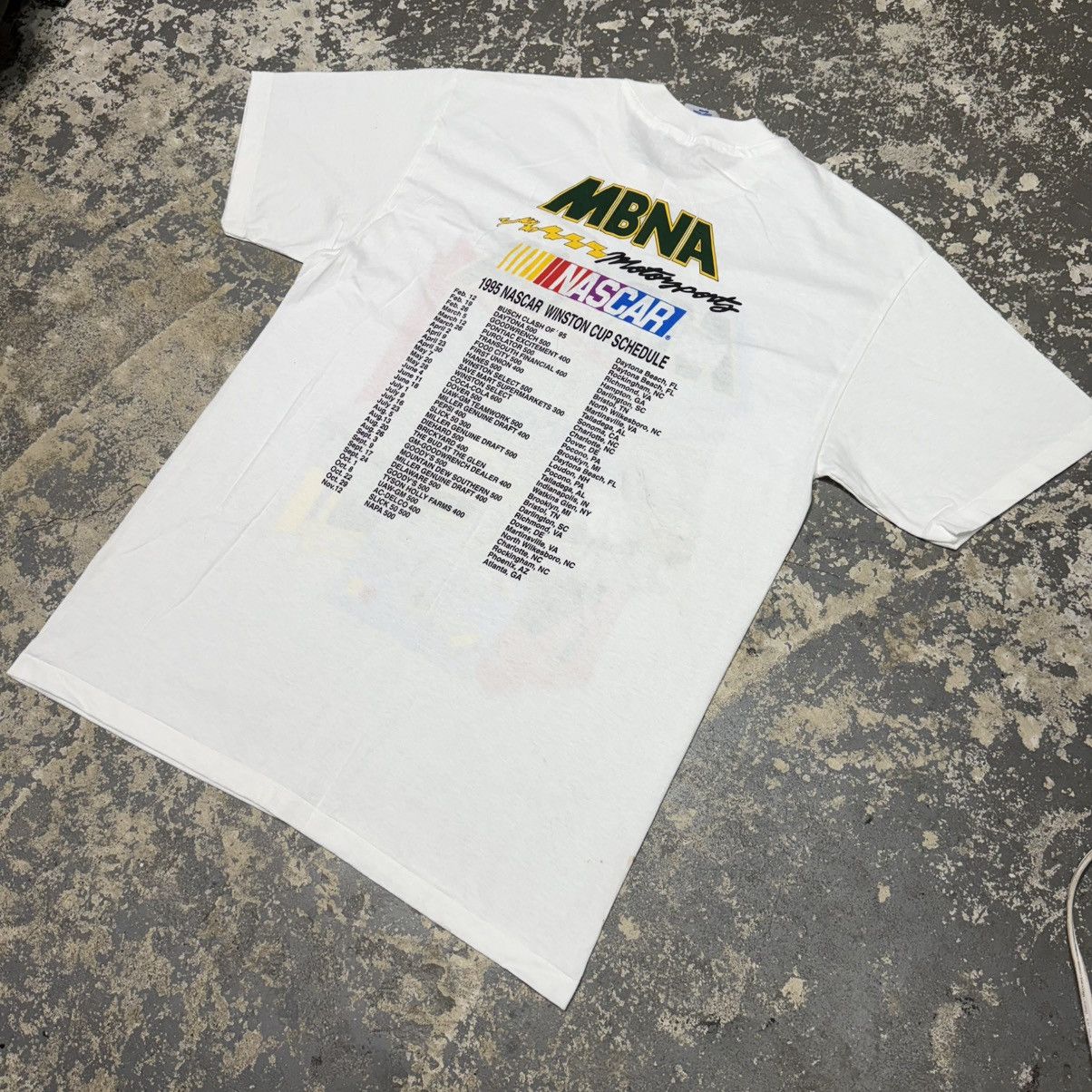 NASCAR Vintage MBNA 1995 Winston Cup Nascar Racing Tshirt Size US L / EU 52-54 / 3 - 6 Thumbnail