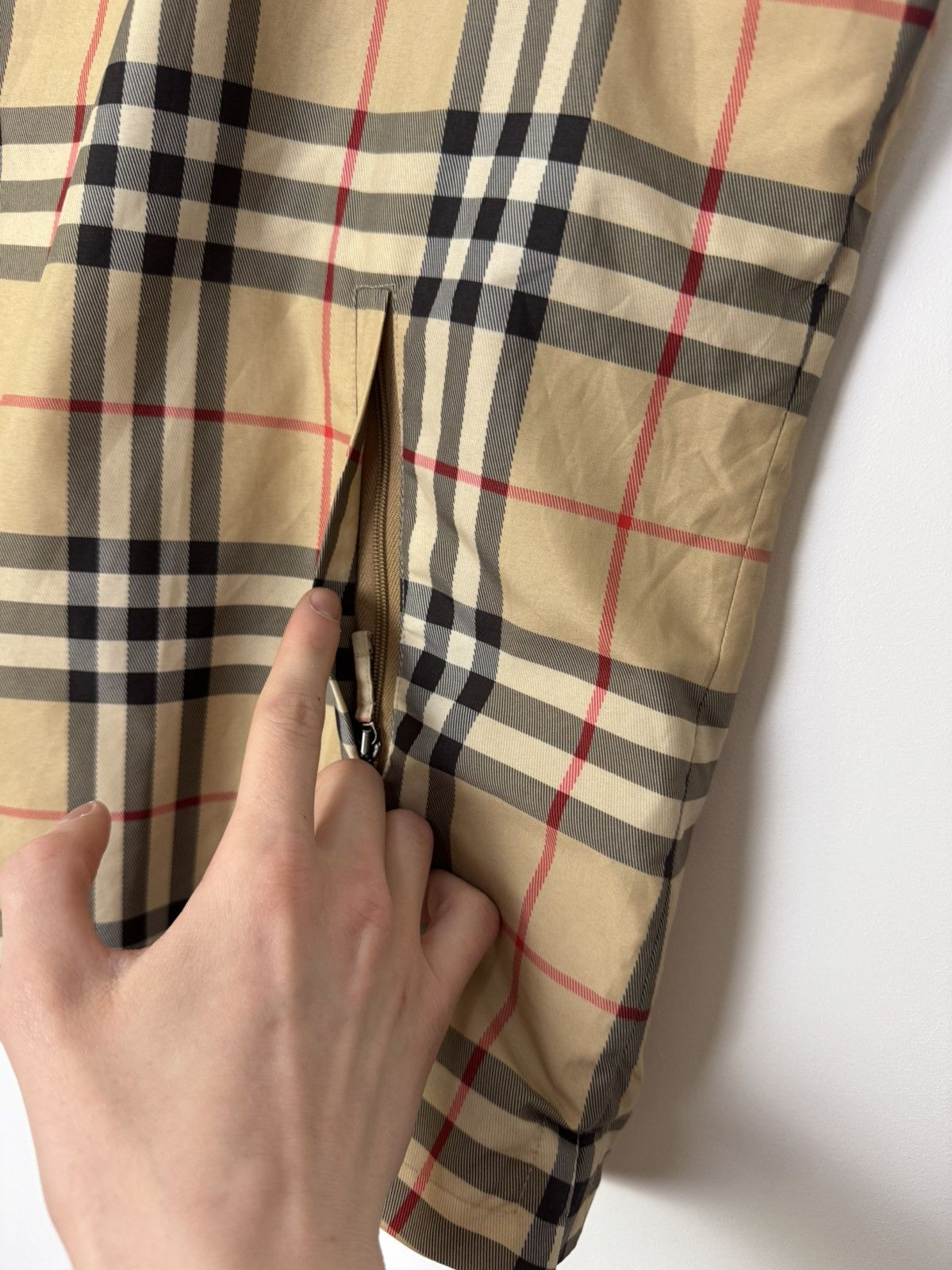 Burberry Vintage Burberry Stripe Vest Luxury Designer Size US XL / EU 56 / 4 - 4 Thumbnail