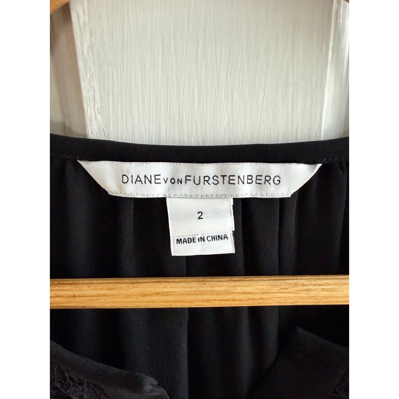 Diane von Furstenberg Diane von Furstenberg DVF Taylor Silk Lace Blouse - Black Size XS / US 0-2 / IT 36-38 - 3 Thumbnail