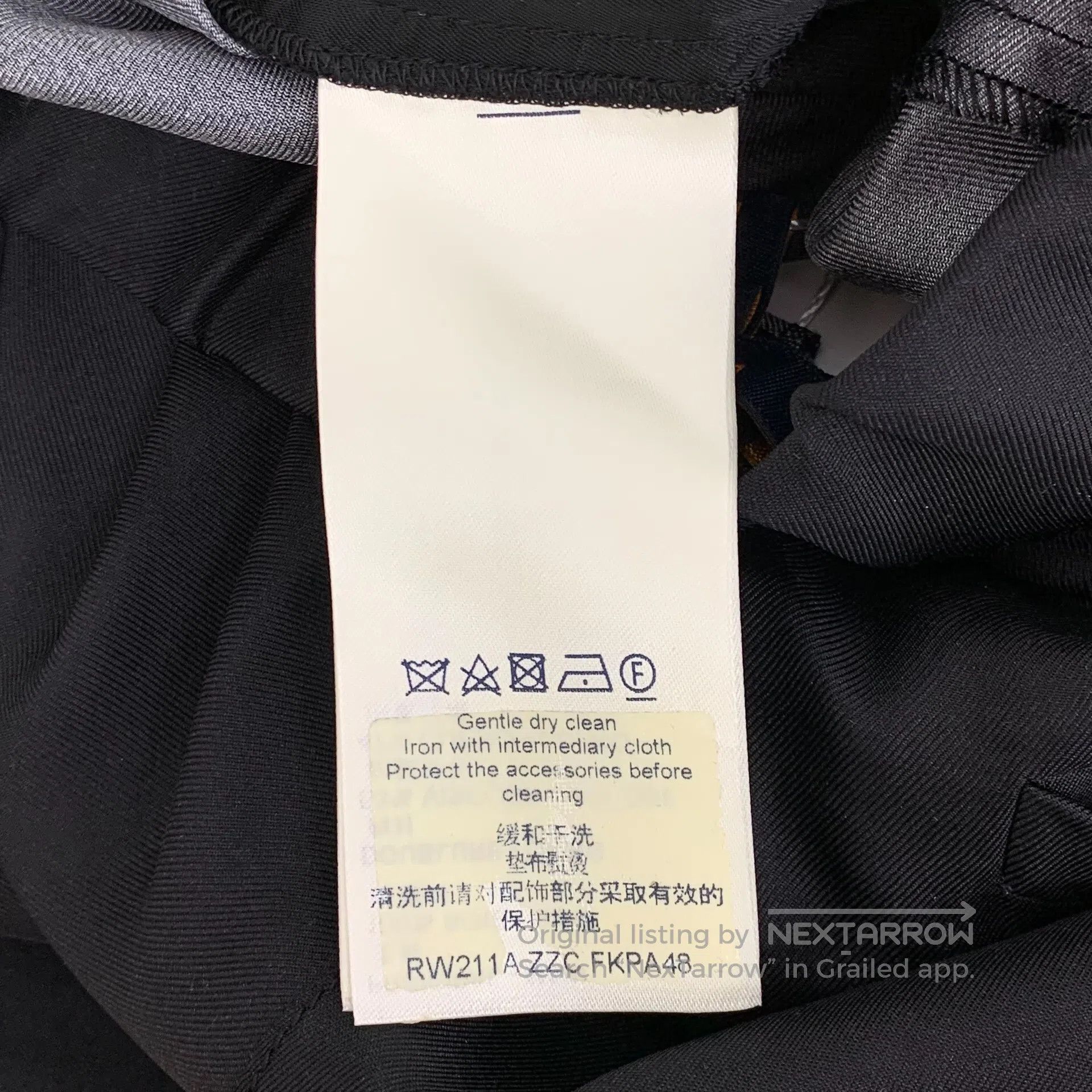 Louis Vuitton Louis Vuitton size XS Contrast logo monogrammed mulberry s Size US 34 / EU 50 - 7 Thumbnail
