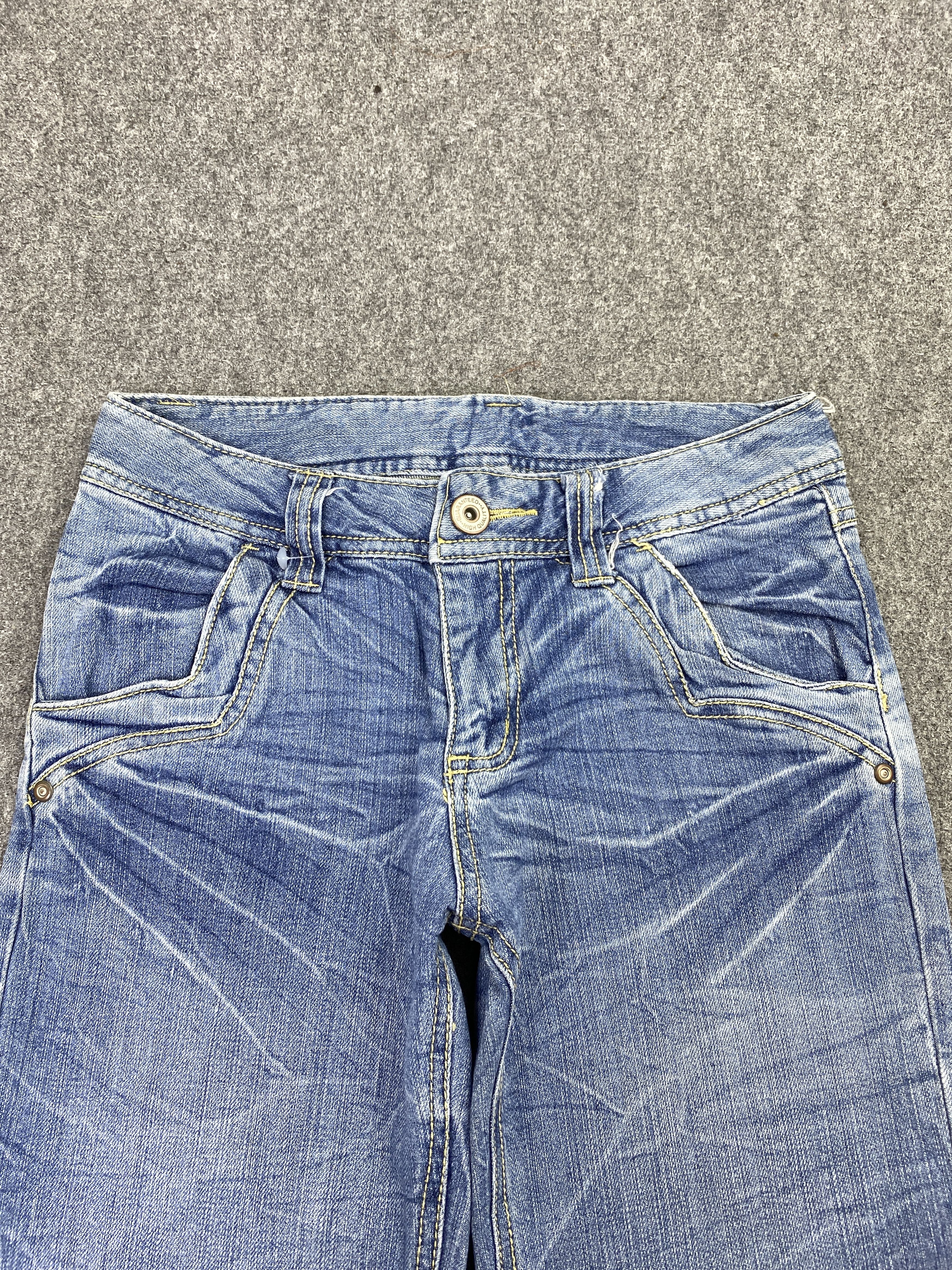 Japanese Brand Vintage Japanese Brand Bootcut Jeans DP2867 Size US 27 - 2 Thumbnail