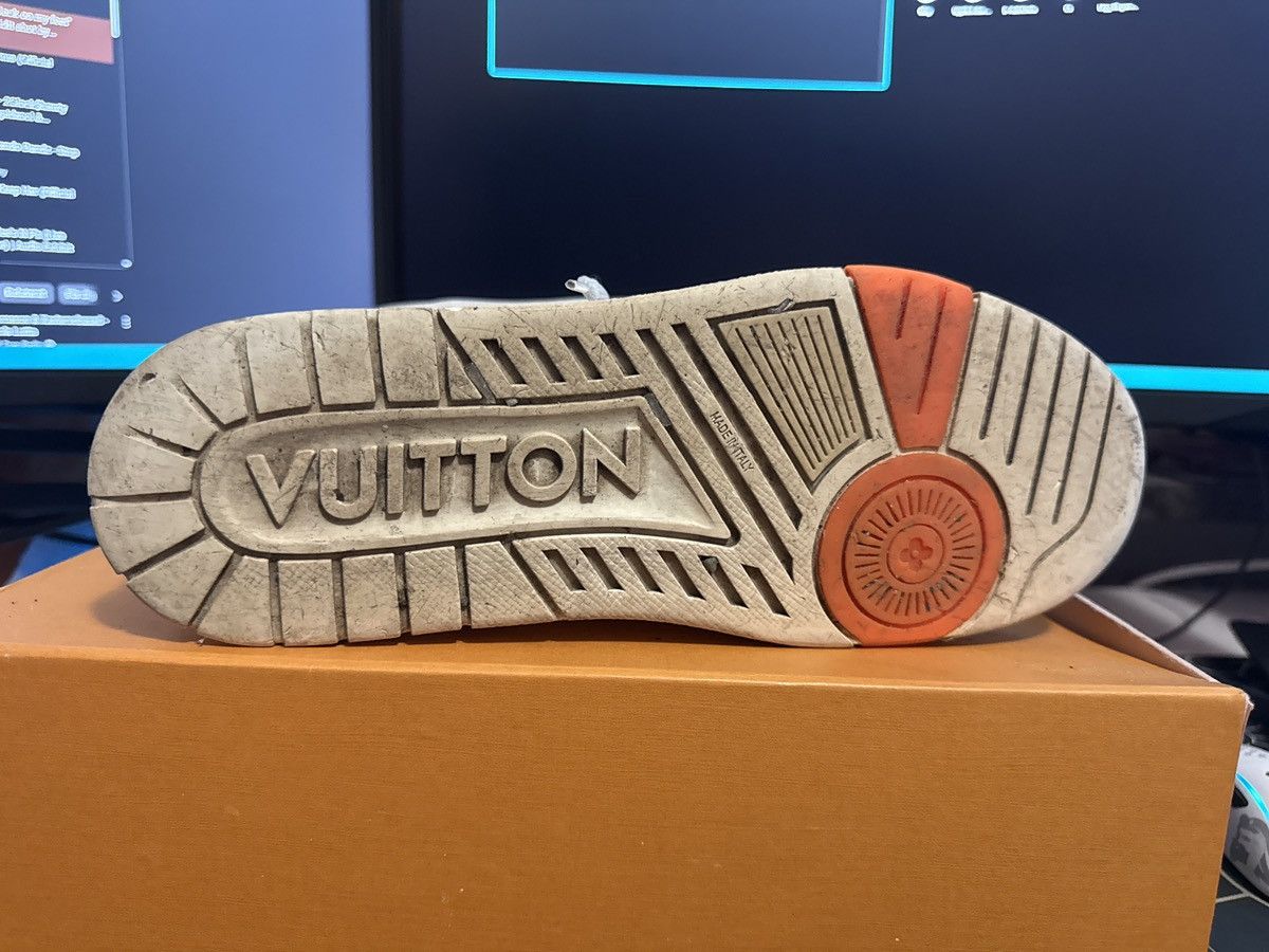 Louis Vuitton Louis Vuitton OG Trainer Gray/White/Orange LV9 Size US 9 / EU 42 - 7 Thumbnail
