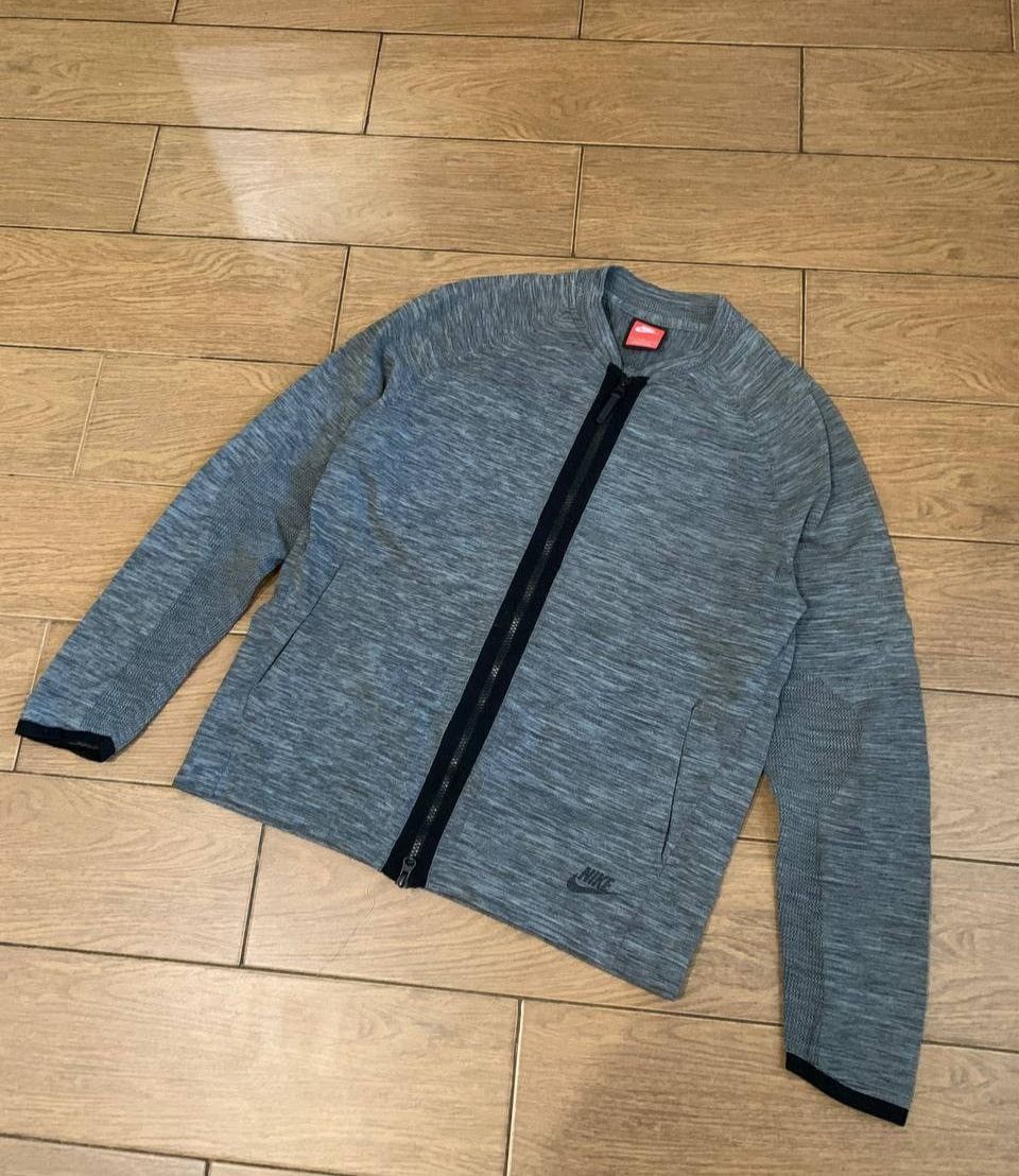 Nike Nike Tech Knit bomber full zip jacket M sz Size US M / EU 48-50 / 2 - 1 Thumbnail