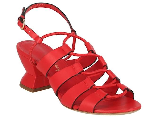 Salvatore Ferragamo o1y0426 Slingback Sandals in Red Size US 5.5 / IT 35.5 - 2 Thumbnail