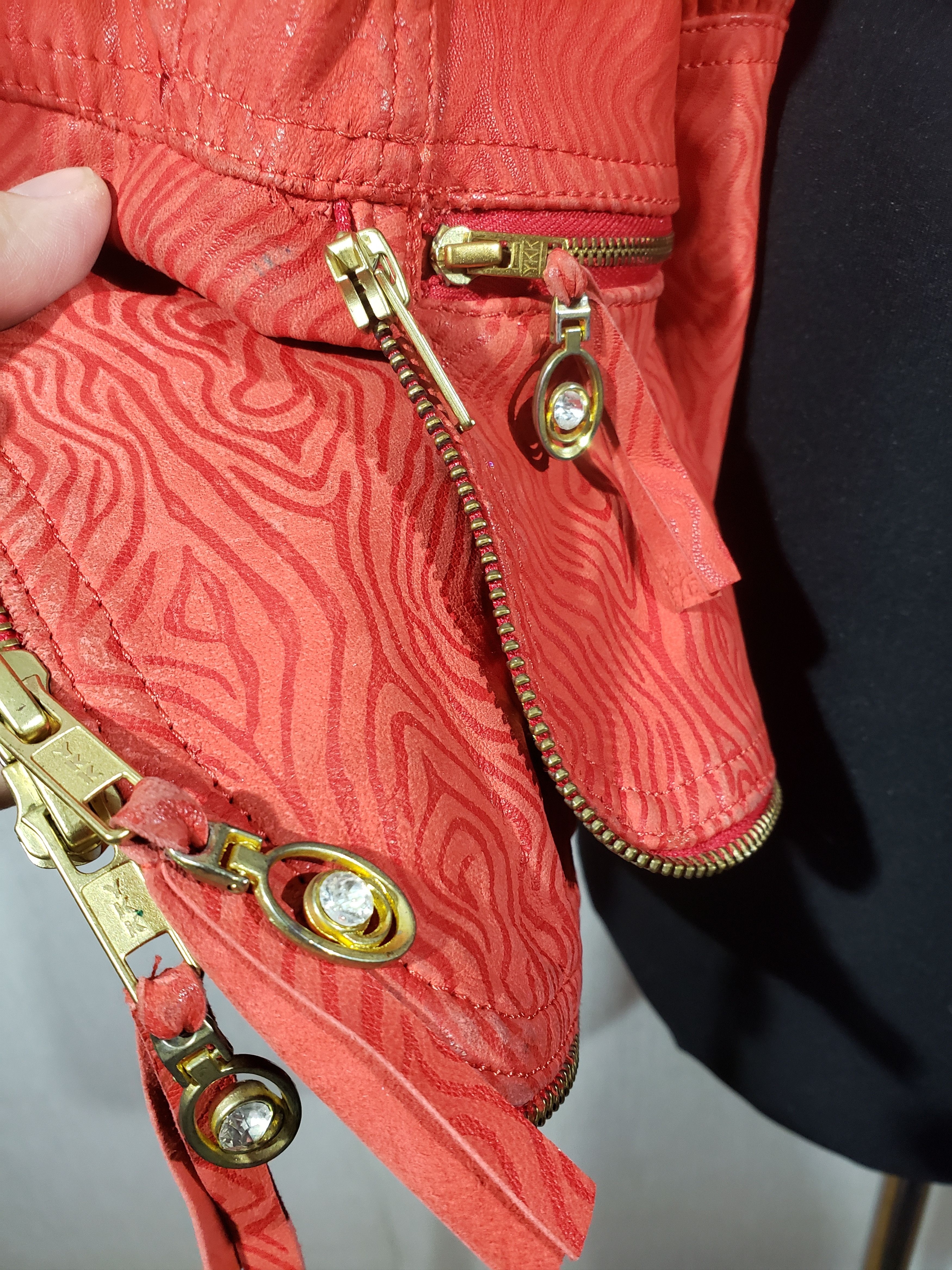 Other Romantic women's red leather jacket with a metal zipper. Size XXL / US 16-18 / IT 52-54 - 10 Thumbnail
