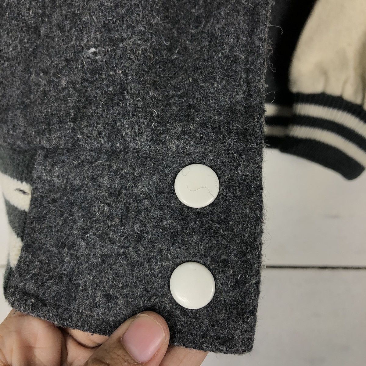 Japanese Brand 🔥Vintage Wool Varsity Jacket Snap Button Big Logo Size US S / EU 44-46 / 1 - 16 Thumbnail