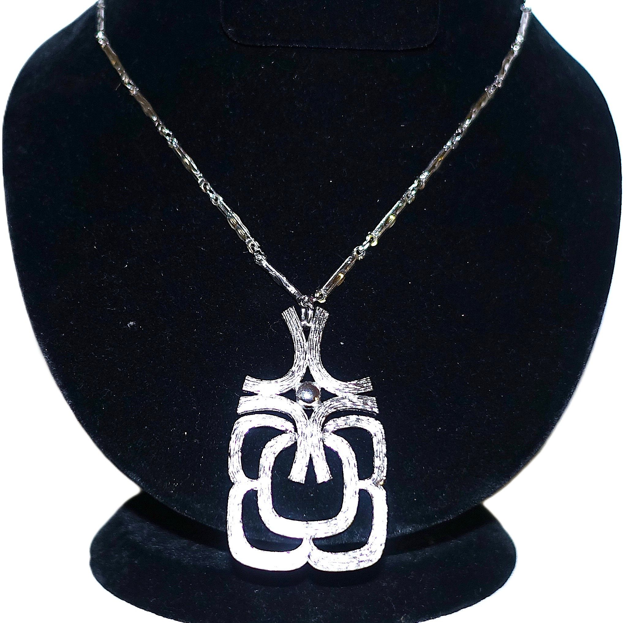 Vintage Silver Tone Boho Chain Pendant Necklace Size ONE SIZE - 4 Thumbnail