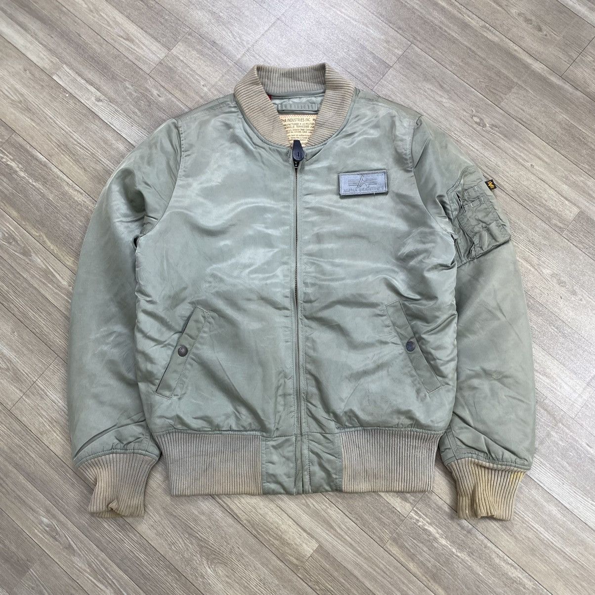 Alpha Industries 1968 Vintage Alpha Industries MA-1 OG Military Bomber Jacket Size US M / EU 48-50 / 2 - 1 Thumbnail