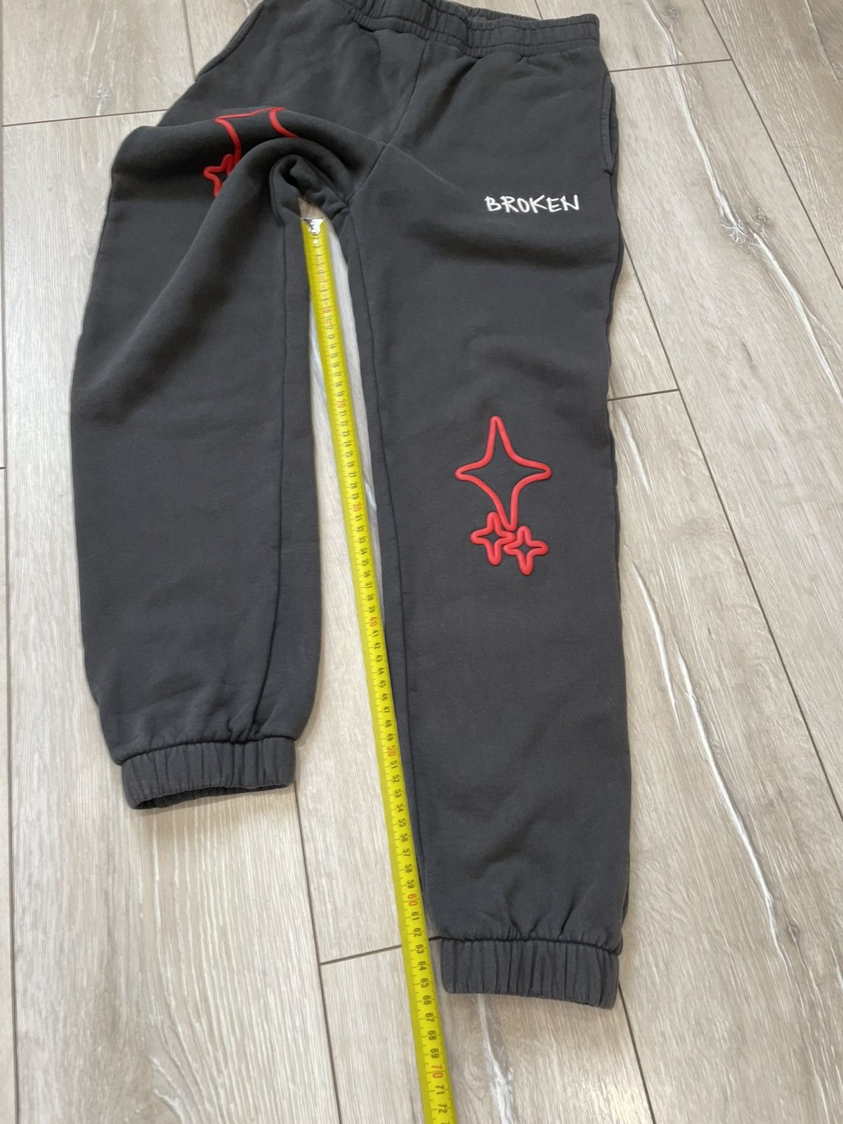 Broken Planet Broken Planet Market sweatpants size S Size US 30 / EU 46 - 12 Thumbnail