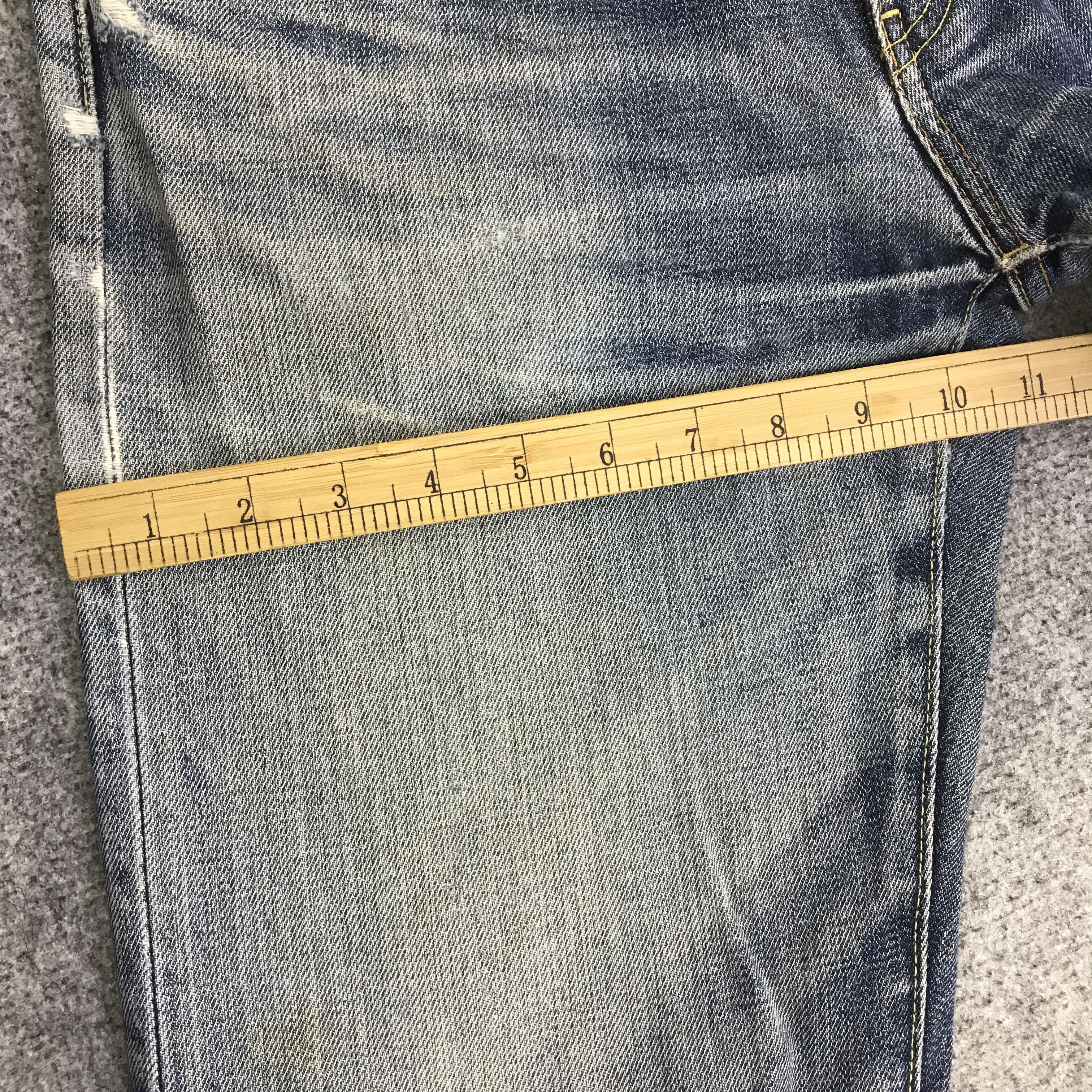 Uniqlo UNIQLO JAPAN DISTRESSED DENIM PANTS K74B18 Size US 30 / EU 46 - 8 Thumbnail