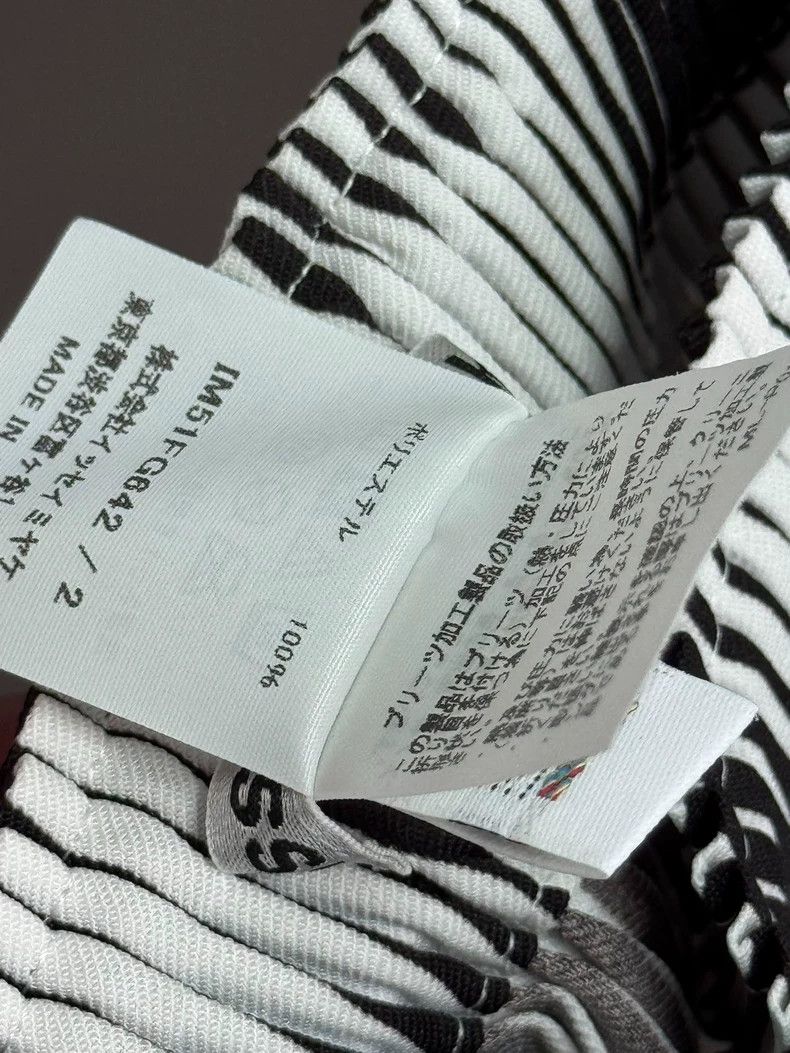 Issey Miyake Issey Miyake size:2 A black and white main line color-blur Size 22" - 4 Thumbnail