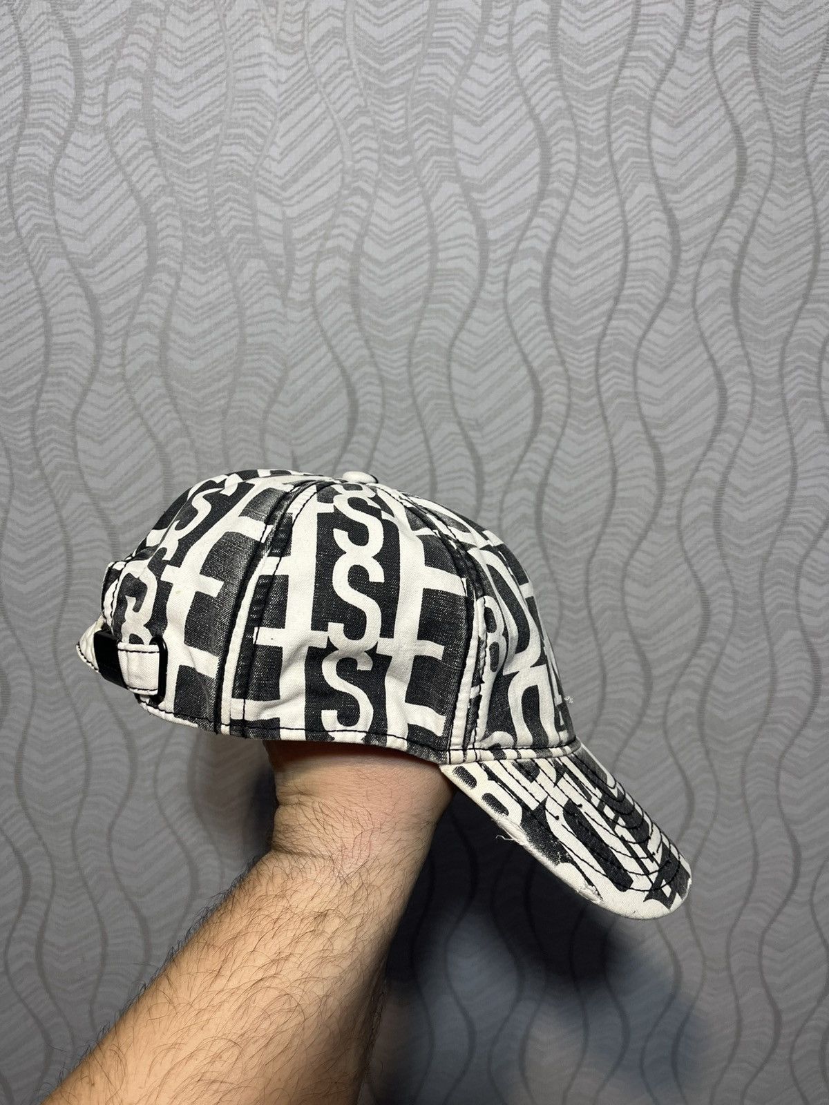 Diesel Diesel Vintage Avant Garde Multilogo Distressed Cap Size ONE SIZE - 3 Thumbnail