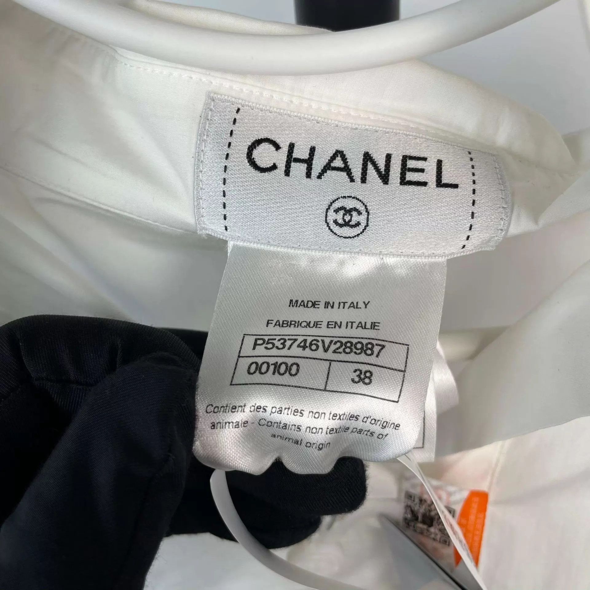 Chanel Chanel White Shirt Size 38 Size S / US 4 / IT 40 - 4 Thumbnail
