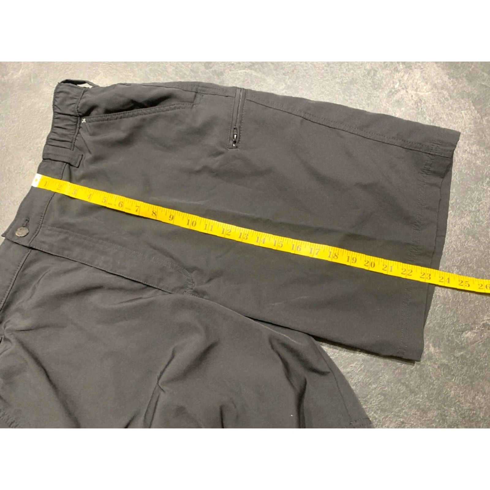 Wrangler VINTAGE Wrangler Cargo Shorts Men 40 Black Nylon Spandex Outdoor Hiking Zip Pocket Casual Size US 40 / EU 56 - 7 Thumbnail