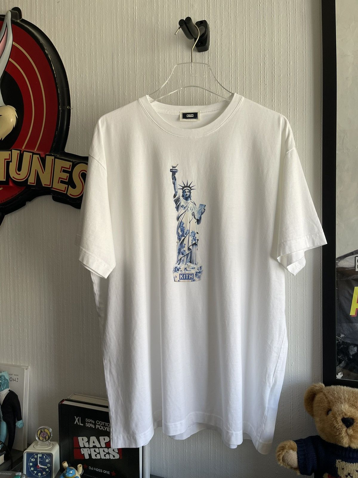 KITH Just Us Statue of Liberty Tシャツ Kith NYC Store Exclusives : r/KithNYC