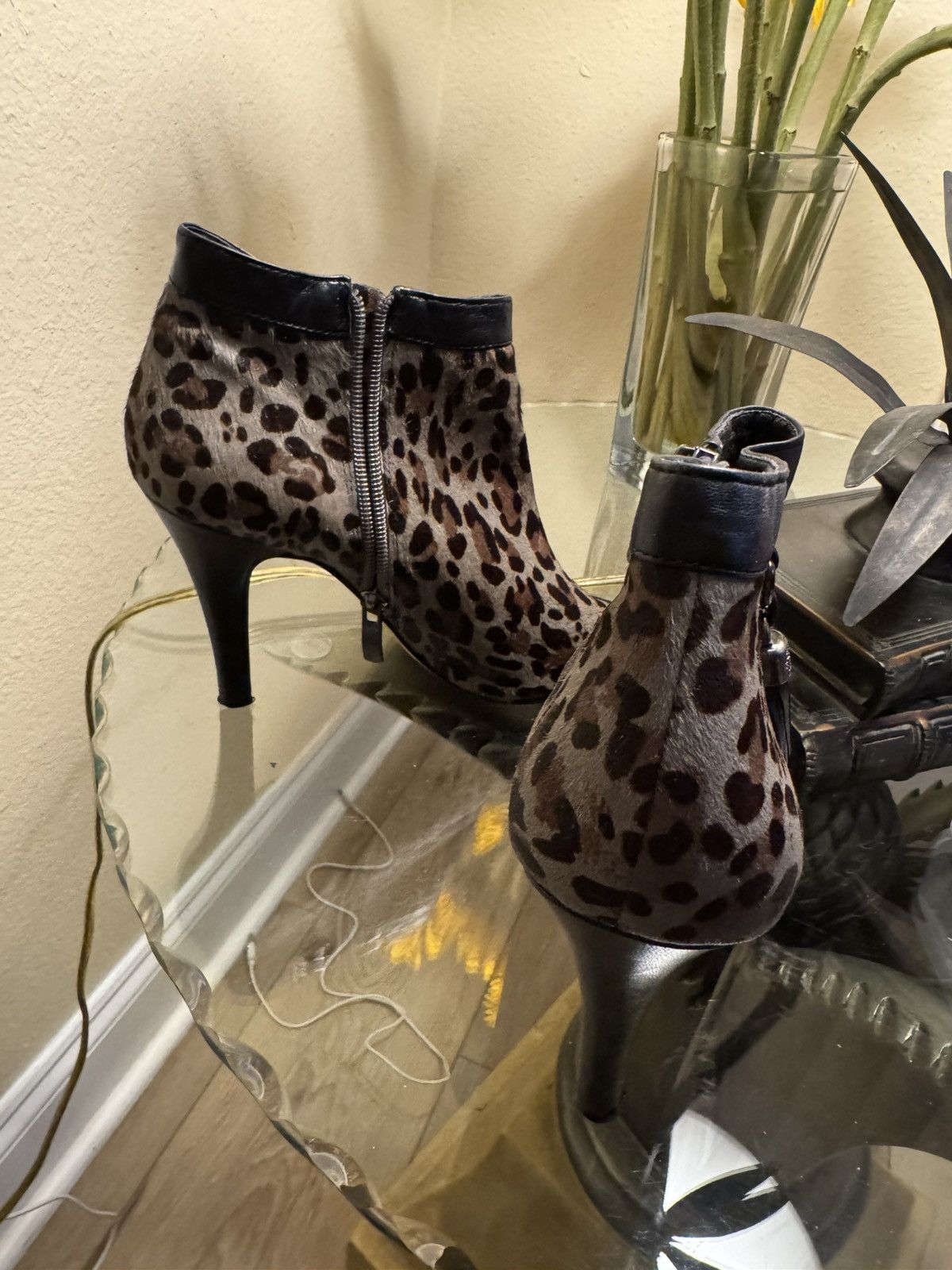 Vince Camuto Vince Camuto Booties Size US 8 / IT 38 - 7 Thumbnail
