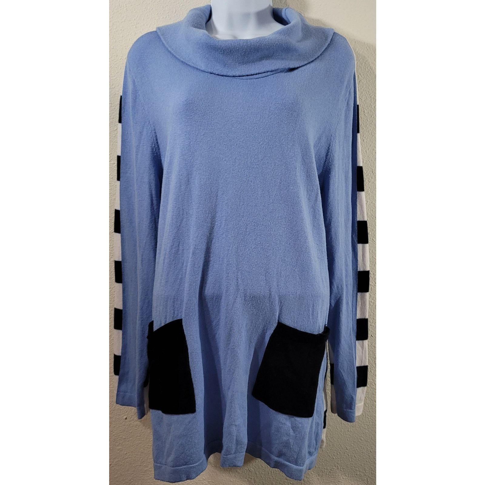 Chicos Chico's Zenergy Blue Black Striped Cowl Neck Sweater 3 XL Size XL / US 12-14 / IT 48-50 - 1 Thumbnail