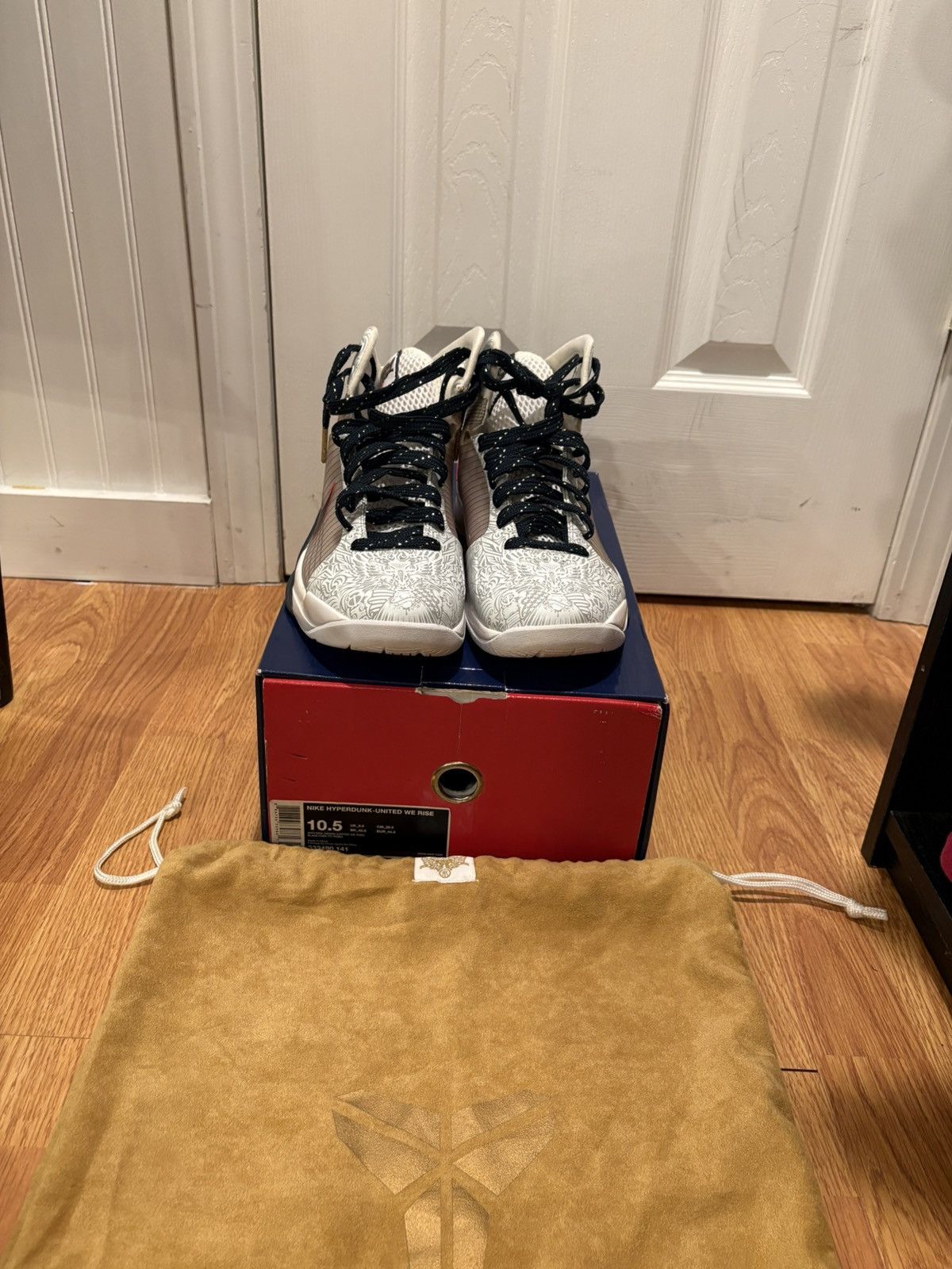 Nike Nike HyperDunk Kobe Elite USA Olympic United We Rise 2016 Size US 10.5 / EU 43-44 - 4 Thumbnail
