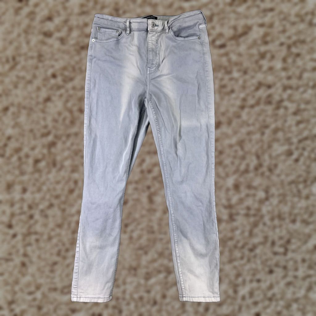 Calvin Klein VINTAGE Calvin Klein Jeans Womens 12 Purple Denim Skinny High Rise Stretch 28x26 White? (Oops) Size 34" / US 12 / IT 48 - 1 Thumbnail