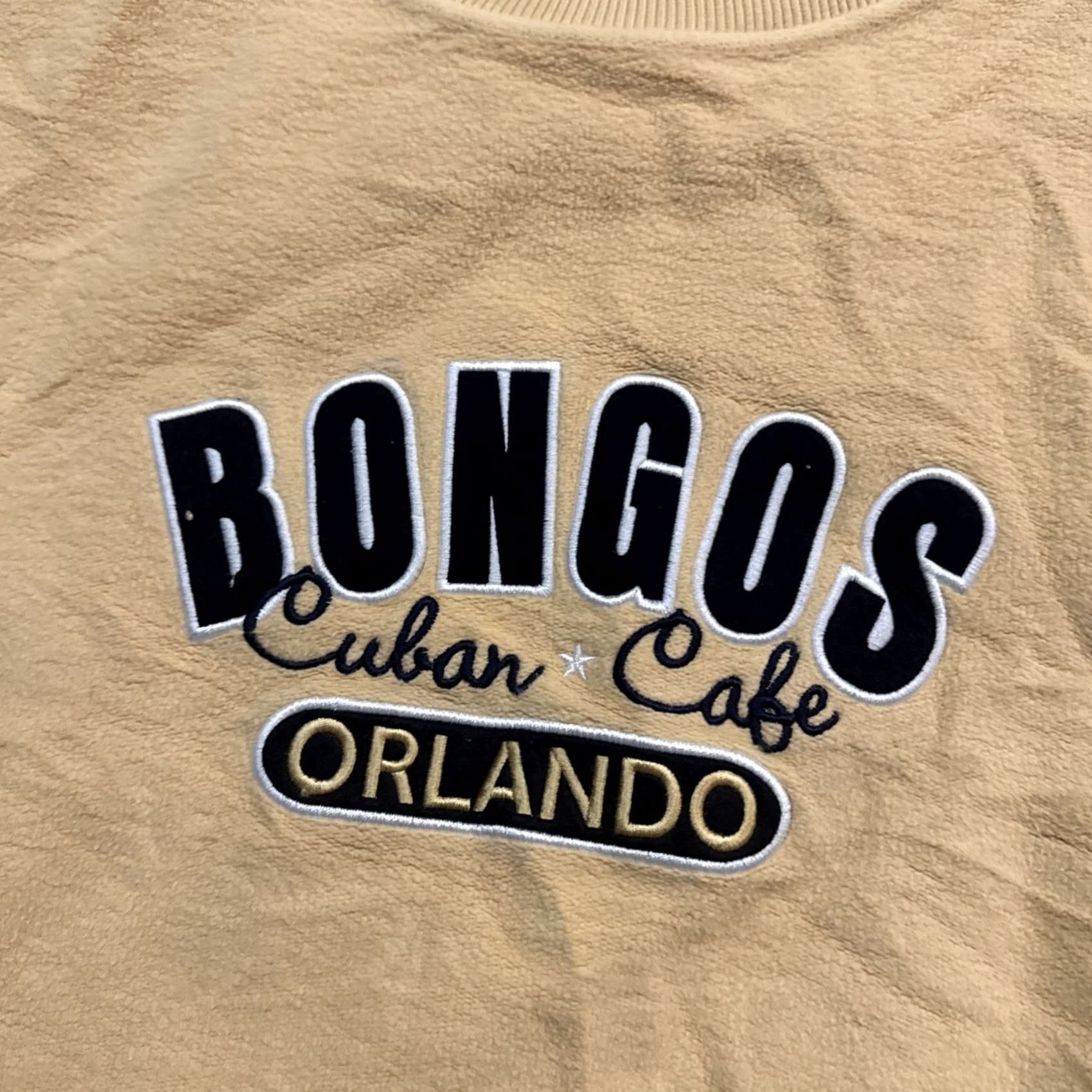 Vintage VINTAGE Bongos Cuban Cafe Orlando Men’s L Yellow Crewneck T-Shirt 90s Crew Neck Mens Size Large L 90s Fans Style Size US L / EU 52-54 / 3 - 2 Thumbnail