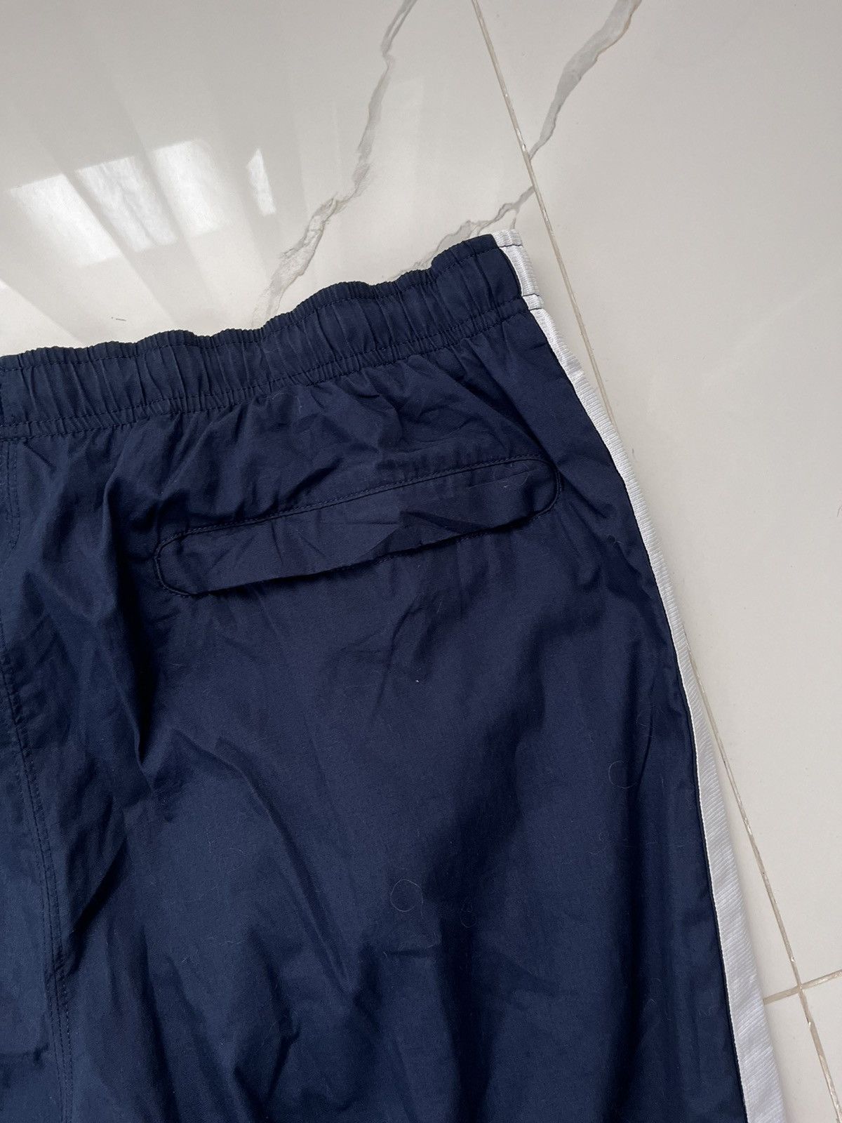 Nike 00’s NIKE SWOOSH LOGO BAGGY Y2K TRACK PANTS RARE GORPCORE Size US 36 / EU 52 - 6 Thumbnail