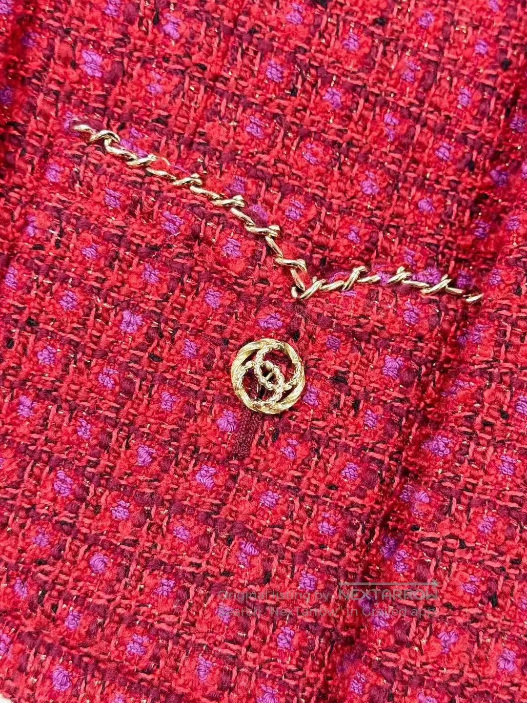Chanel Chanel Red Plaid Tweed Gold C Button Coat. Size S / US 4 / IT 40 - 4 Thumbnail