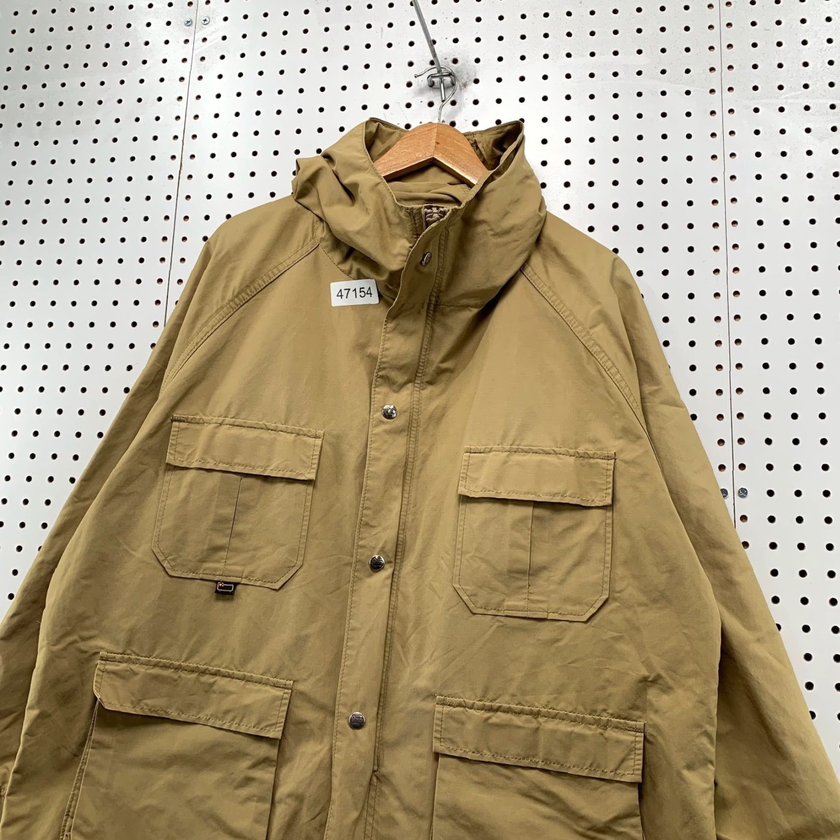 Vintage VINTAGE Woolrich Parka Coat Mens Large Tan Lightweight Hooded Nylon Blend Coat Size US L / EU 52-54 / 3 - 6 Thumbnail