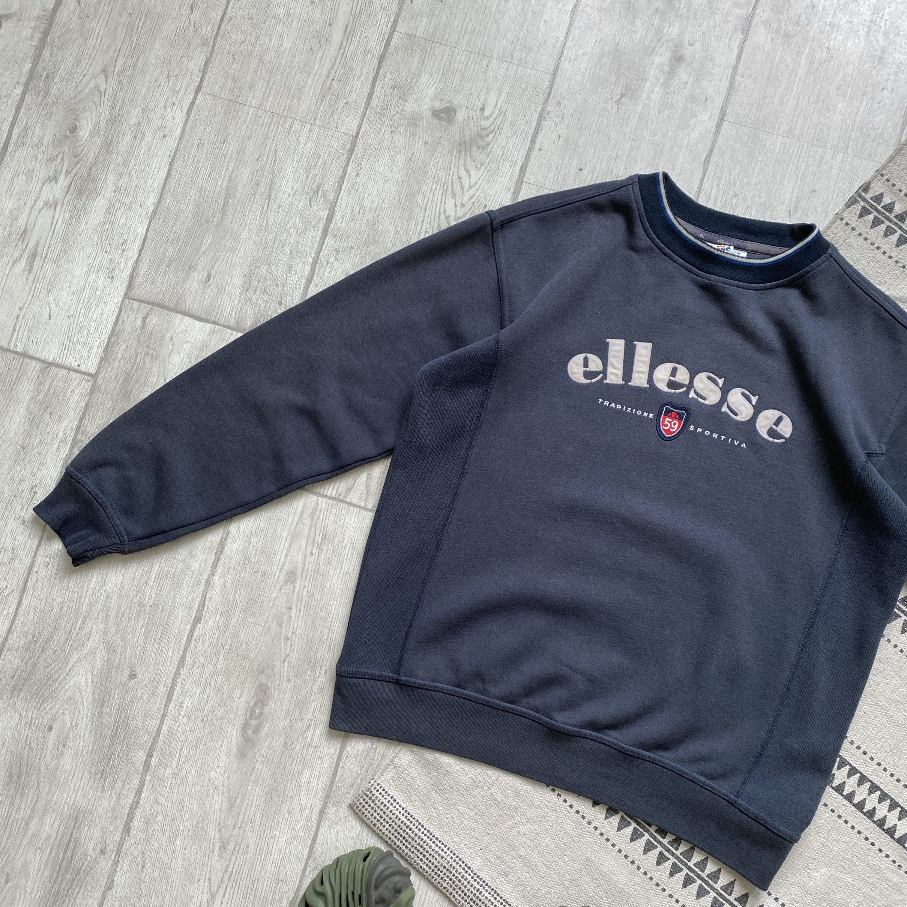 Ellesse Vintage 90s Faded Ellesse sweatshirt Center logo Nike Umbro Size US M / EU 48-50 / 2 - 8 Thumbnail