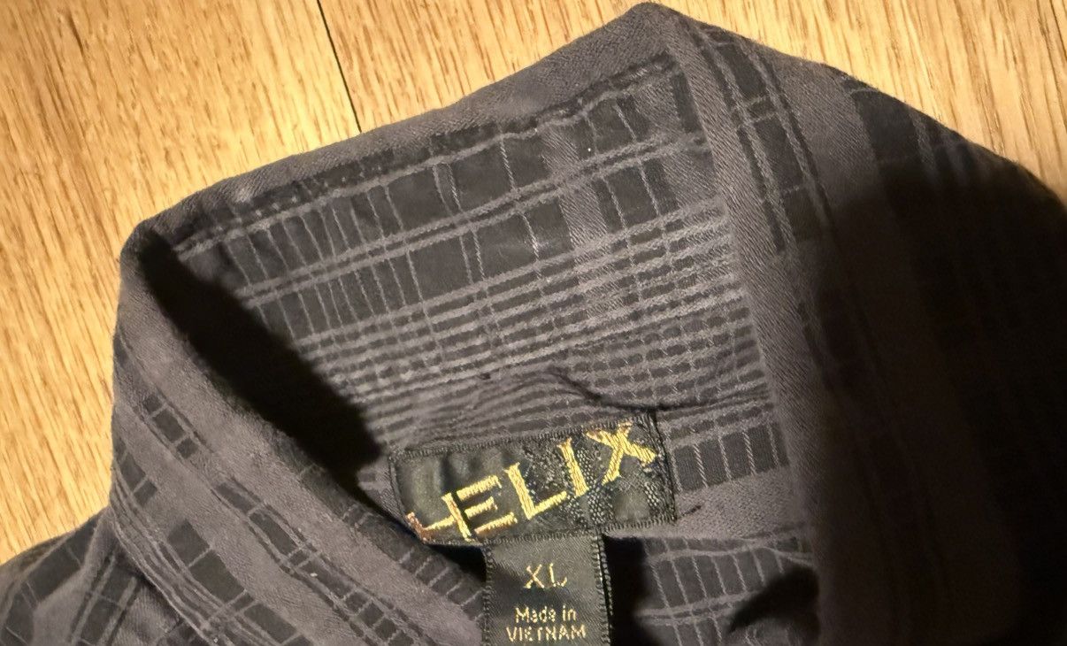 Helix Helix Black Plaid Button Up Born Free Graphic fleur de lis Size US XL / EU 56 / 4 - 4 Thumbnail