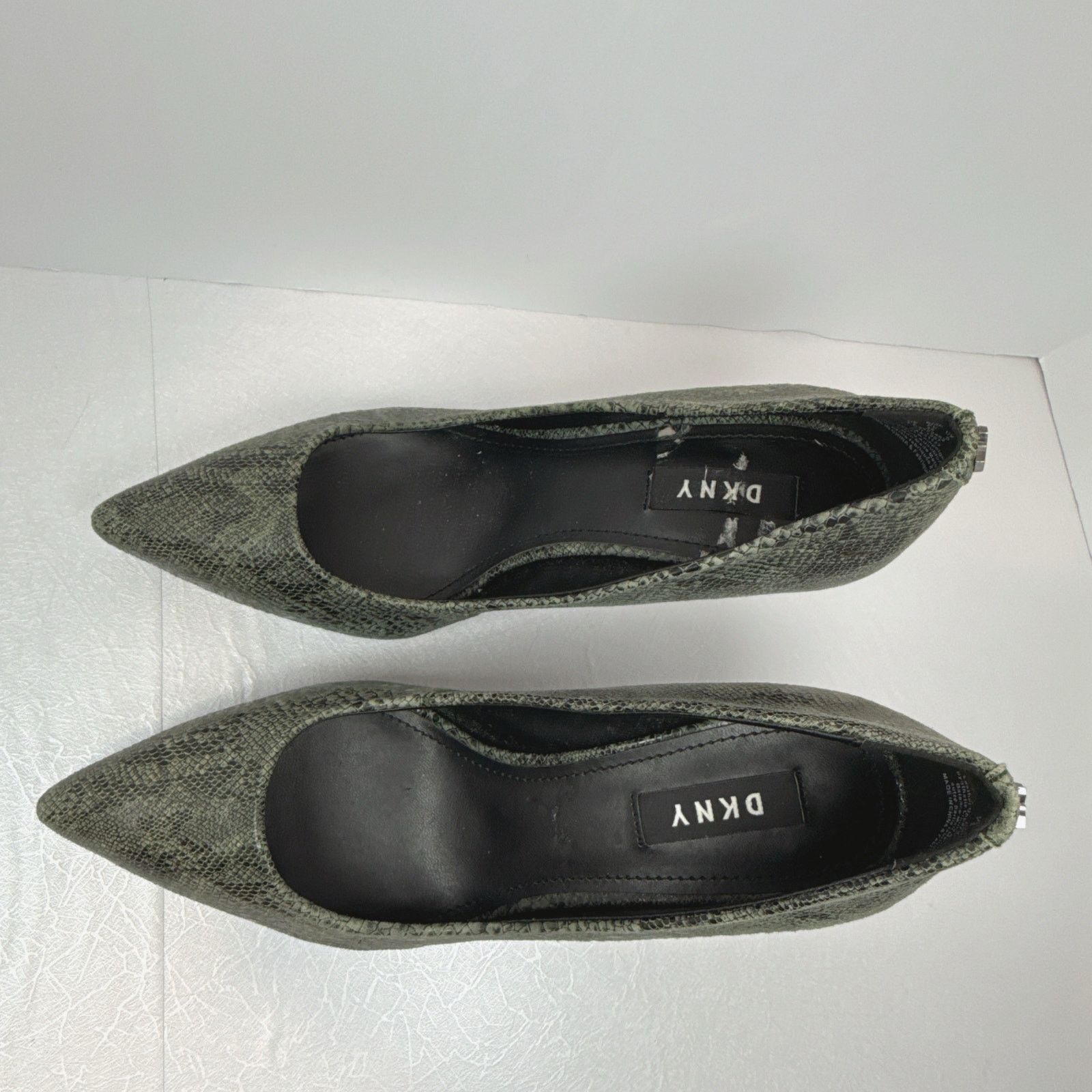 DKNY DKNY Two Tone Snake Pump | Military Green | 7.5 Size US 7.5 / IT 37.5 - 2 Thumbnail