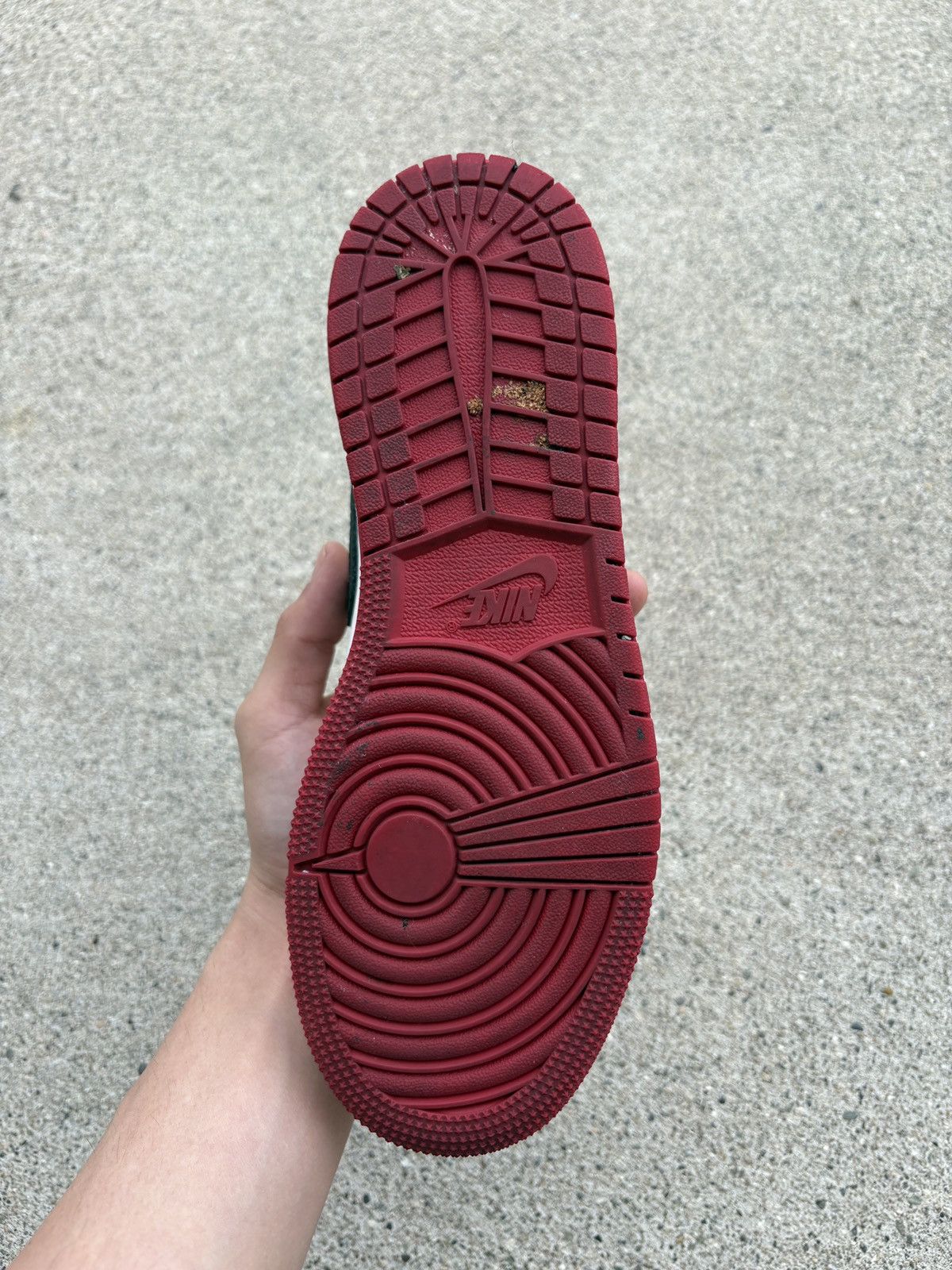 Jordan Brand 2021 Jordan 1 Low “White Gym Red” (GS) Size 5.5Y Size US 5.5 / EU 38 - 12 Thumbnail