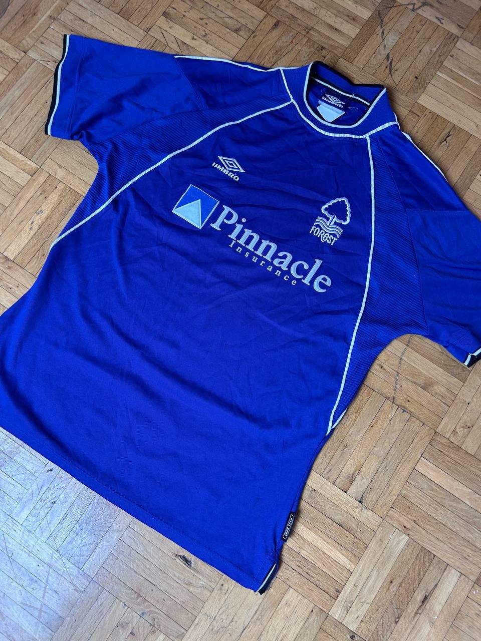 Umbro Vintage Nottingham Forest 1999-00 Football Shirt Umbro XL Size US XL / EU 56 / 4 - 3 Thumbnail