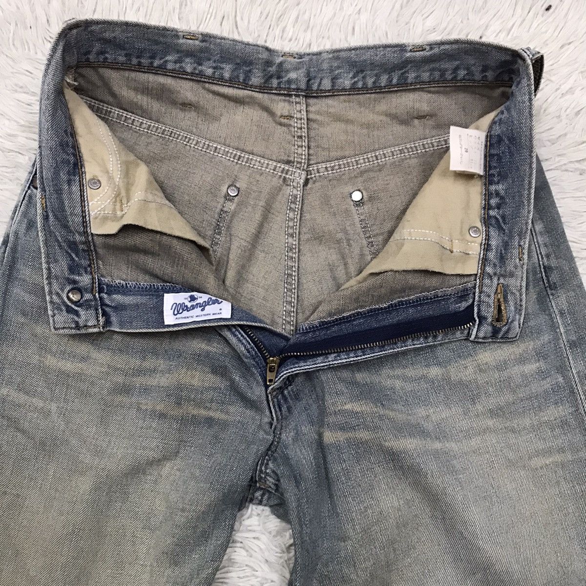 Wrangler Vintage Wrangler Bluebell Regular Straight Cut Denim Jeans Size US 28 / EU 44 - 15 Thumbnail