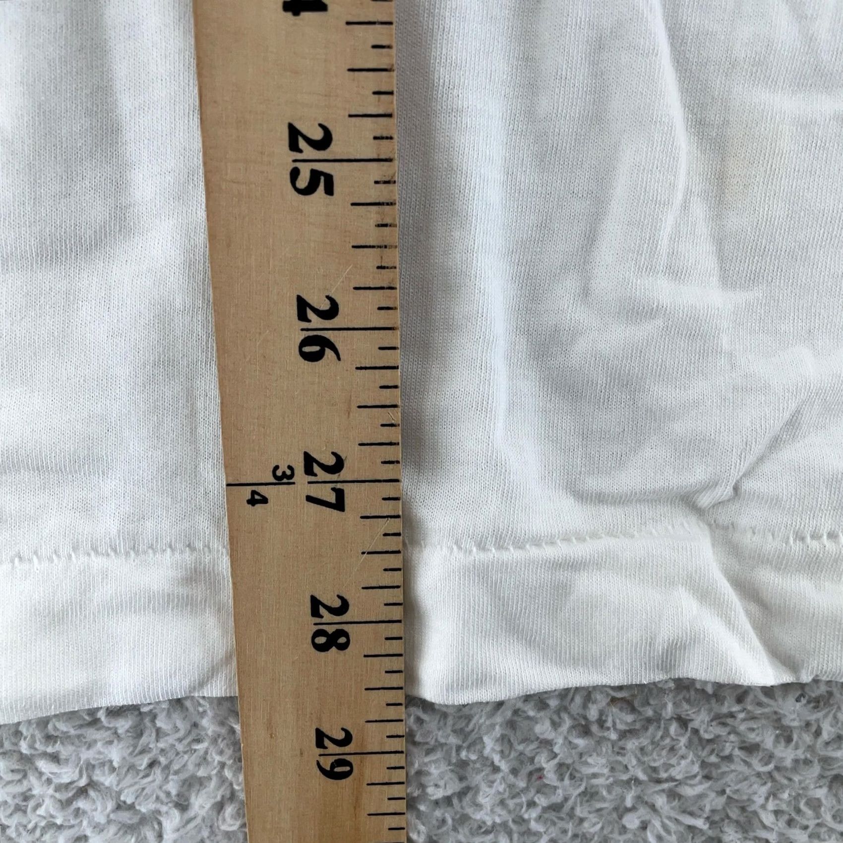 Vintage VINTAGE BVD Shirt Mens XS Crewneck Cotton White Short Sleeve Solid Tee Size US XS / EU 42 / 0 - 7 Thumbnail
