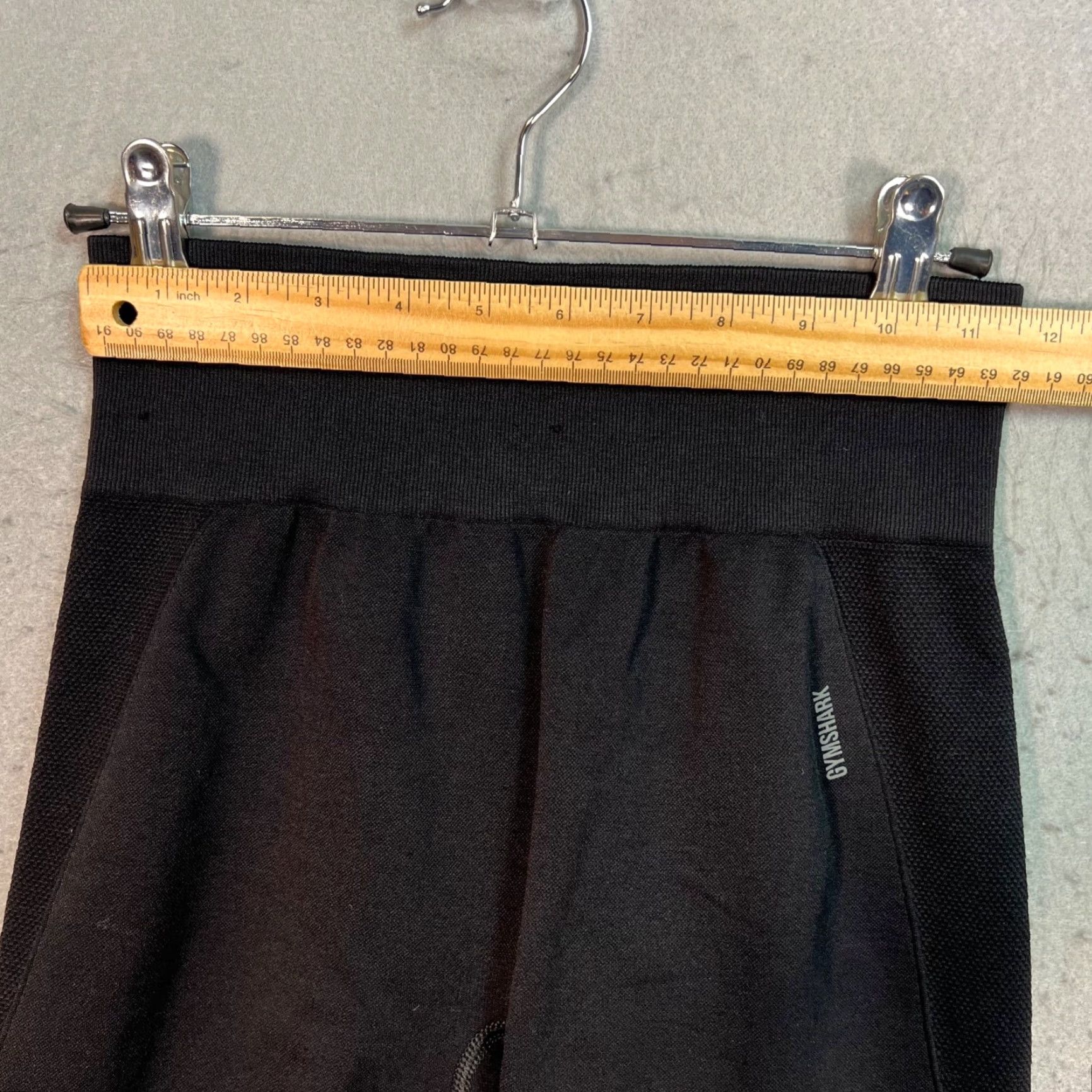 Gymshark VINTAGE Gymshark Womens XS Black High-Waisted Compression Shorts Size 26" / US 2 / IT 38 - 4 Thumbnail