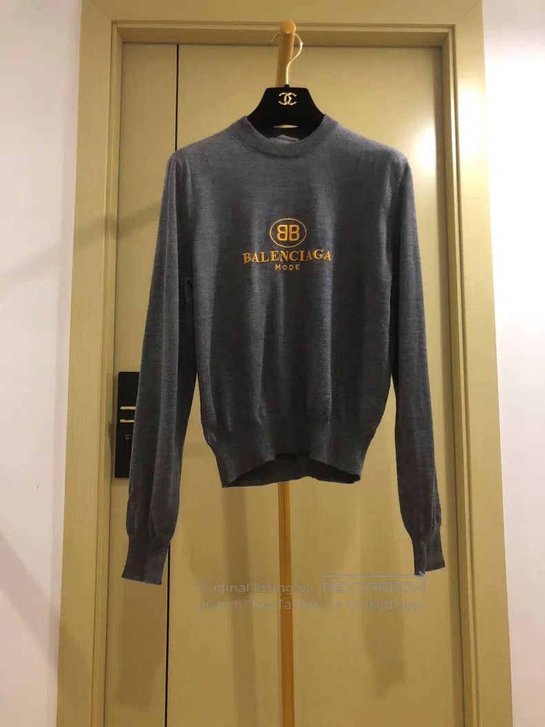 Balenciaga Balenciaga Gray Wool Sweater Size XXS / US 00 / IT 34 - 1 Thumbnail